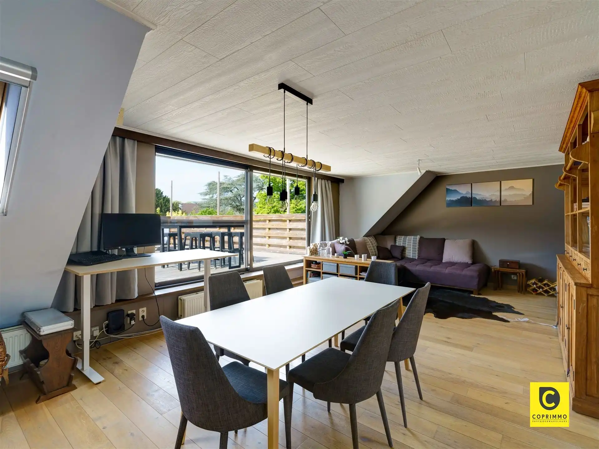 Duplex-appartement met zeer ruim terras en 2 slpk. foto 5