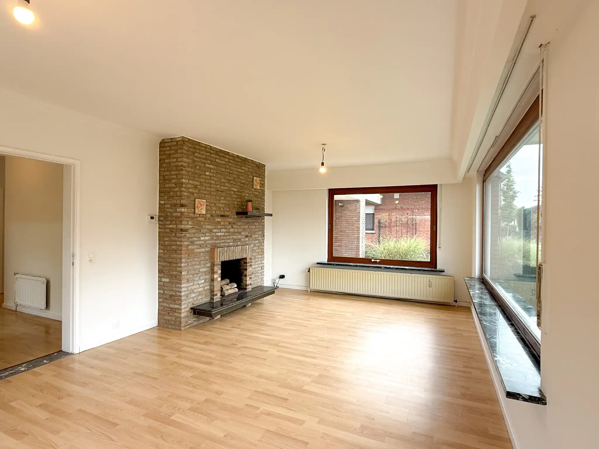 Gelijkvloers appartement met twee slaapkamers en garage in centrum Beveren foto 4