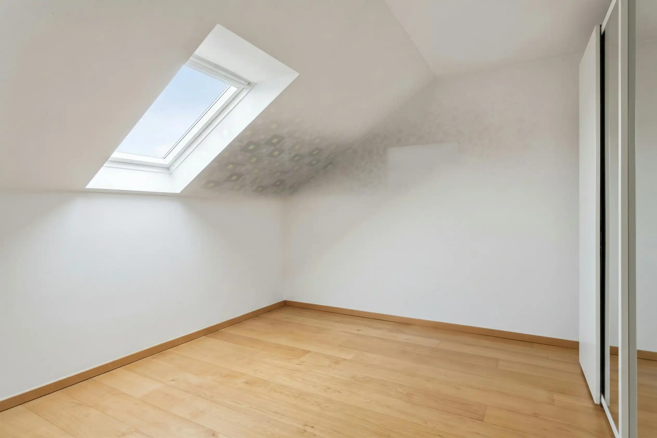 Instapklare woning in de Guido Gezellelaan 50 te Roeselare  foto 13