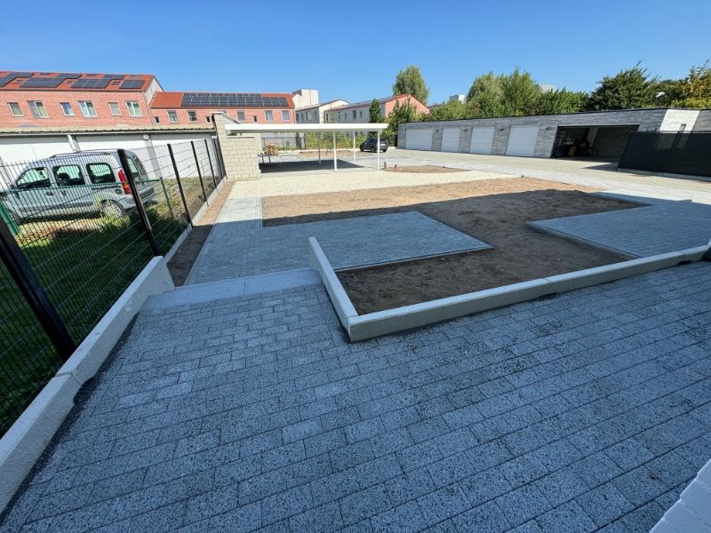 Nieuw luxe gelijkvloersapp, 2 slpk met tuin, carport & zonnepanelen foto 11
