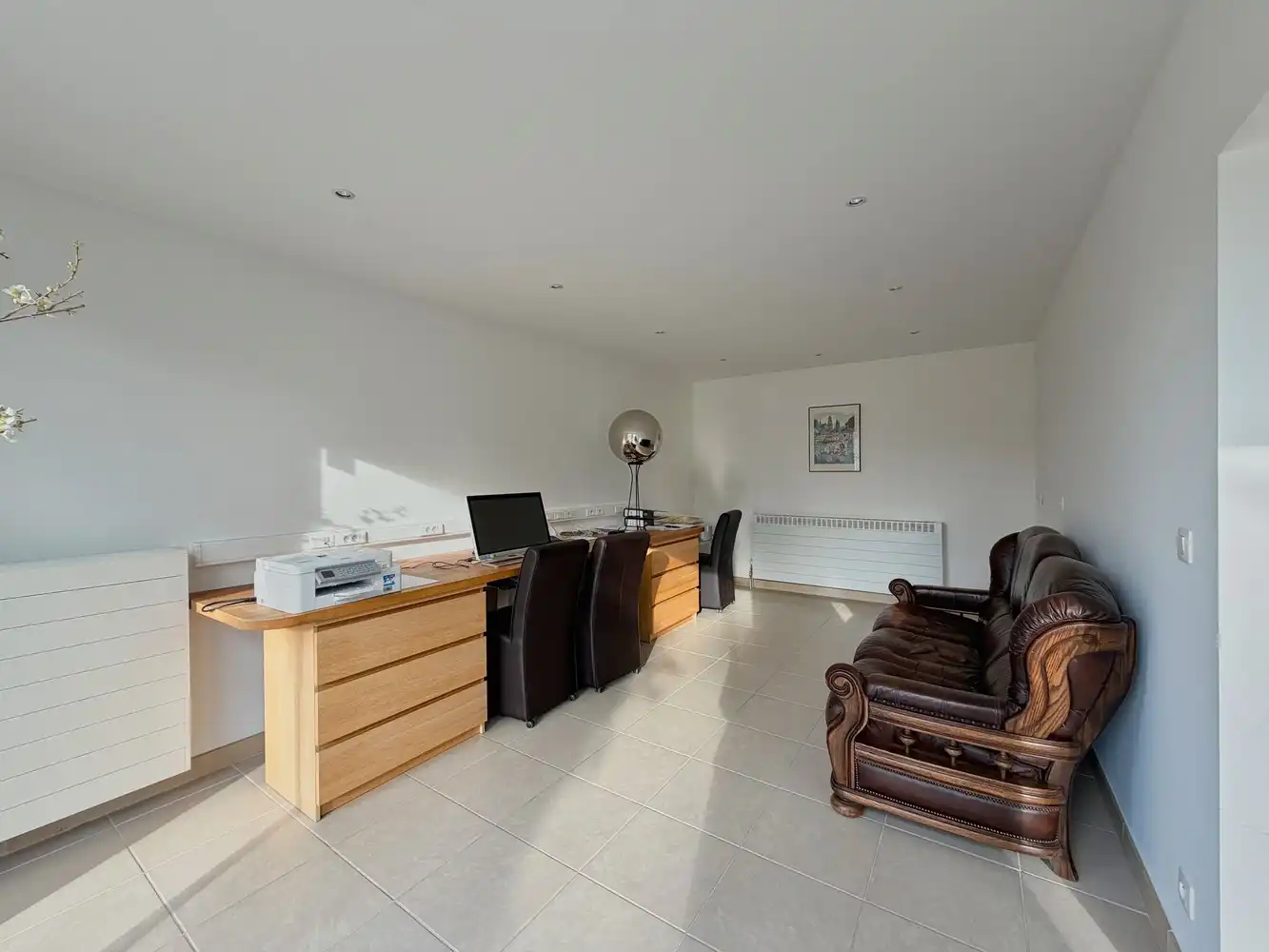 Uitzonderlijk ruime villa (450 m²) met enorm potentieel in Torhout! foto 3