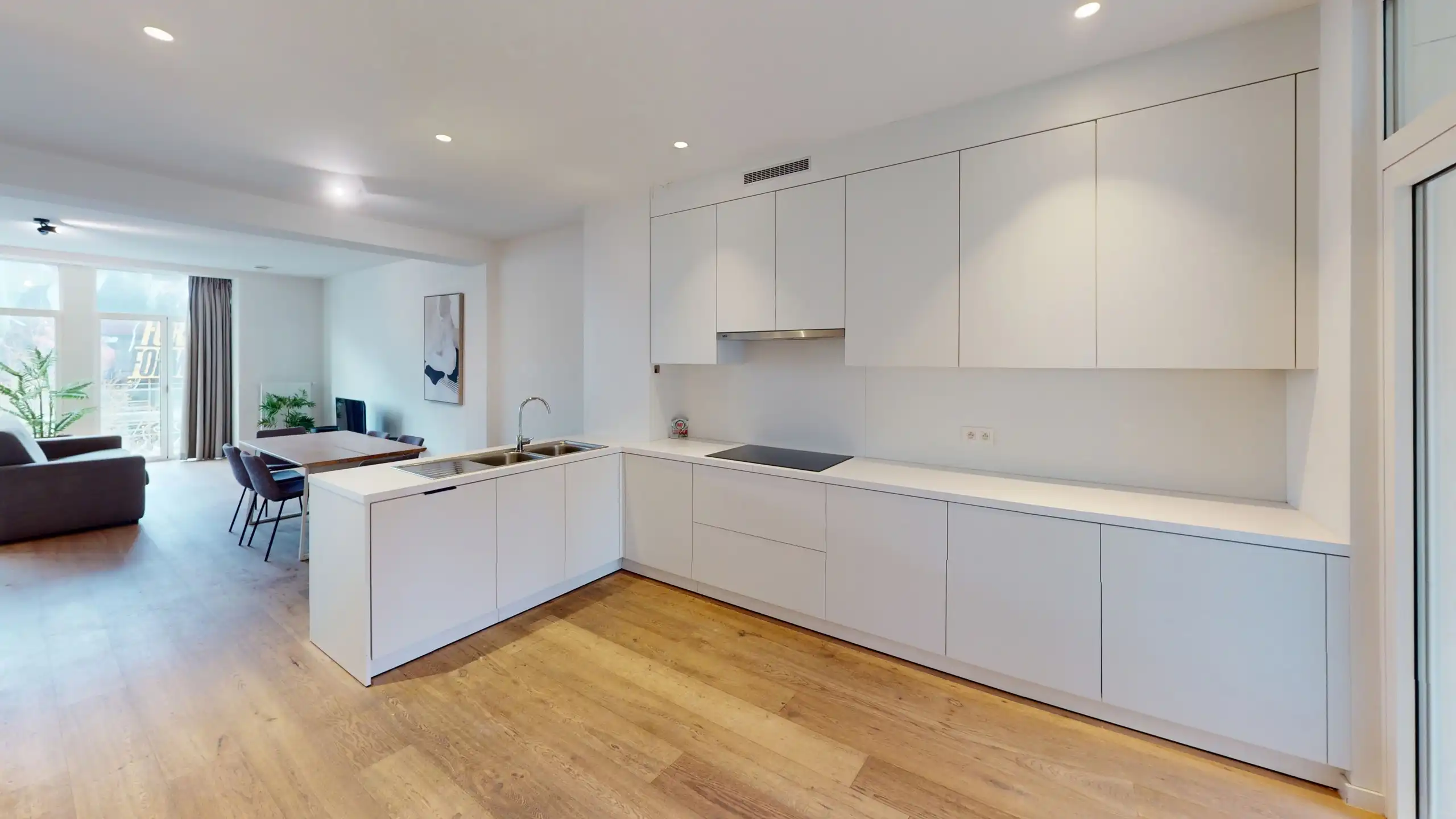 ANTWERPEN - Royaal appartement met terras op centrale locatie foto 5