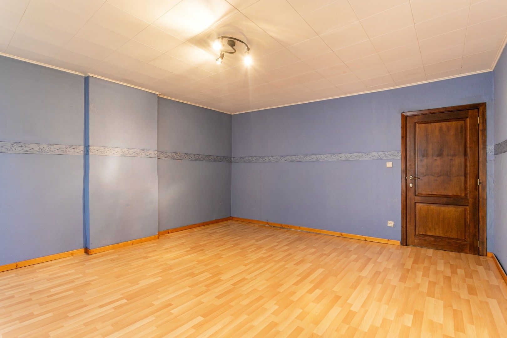 Te renoveren woning met loods nabij centrum Halle foto 13