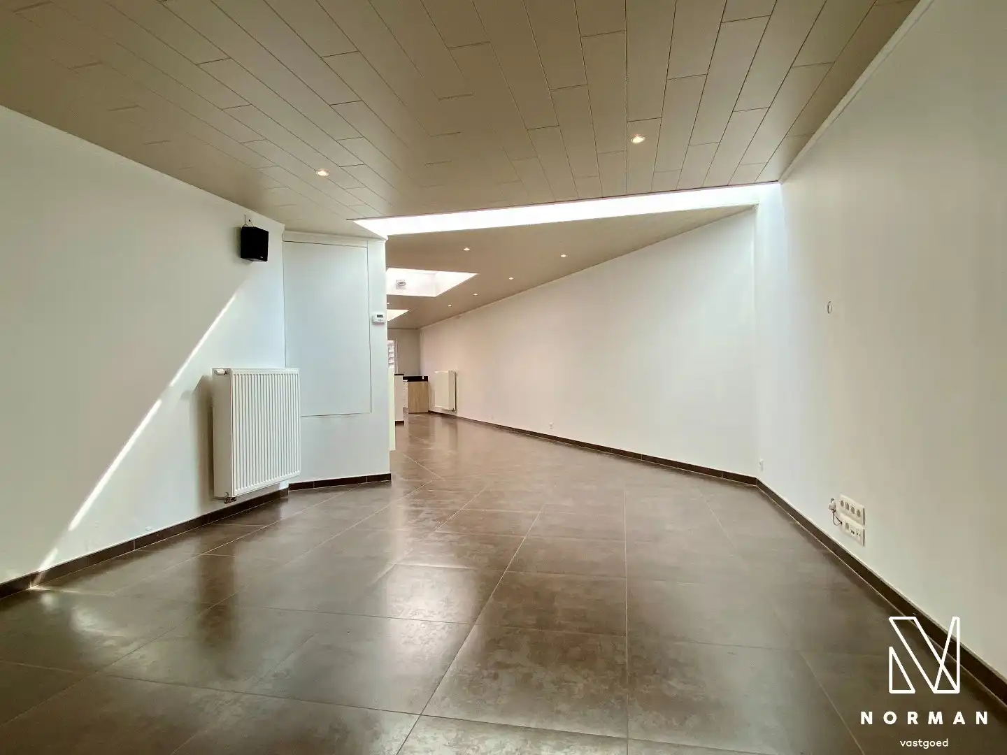 Hedendaagse woning met tuin en 3 slaapkamers op centrum-ligging. foto 12