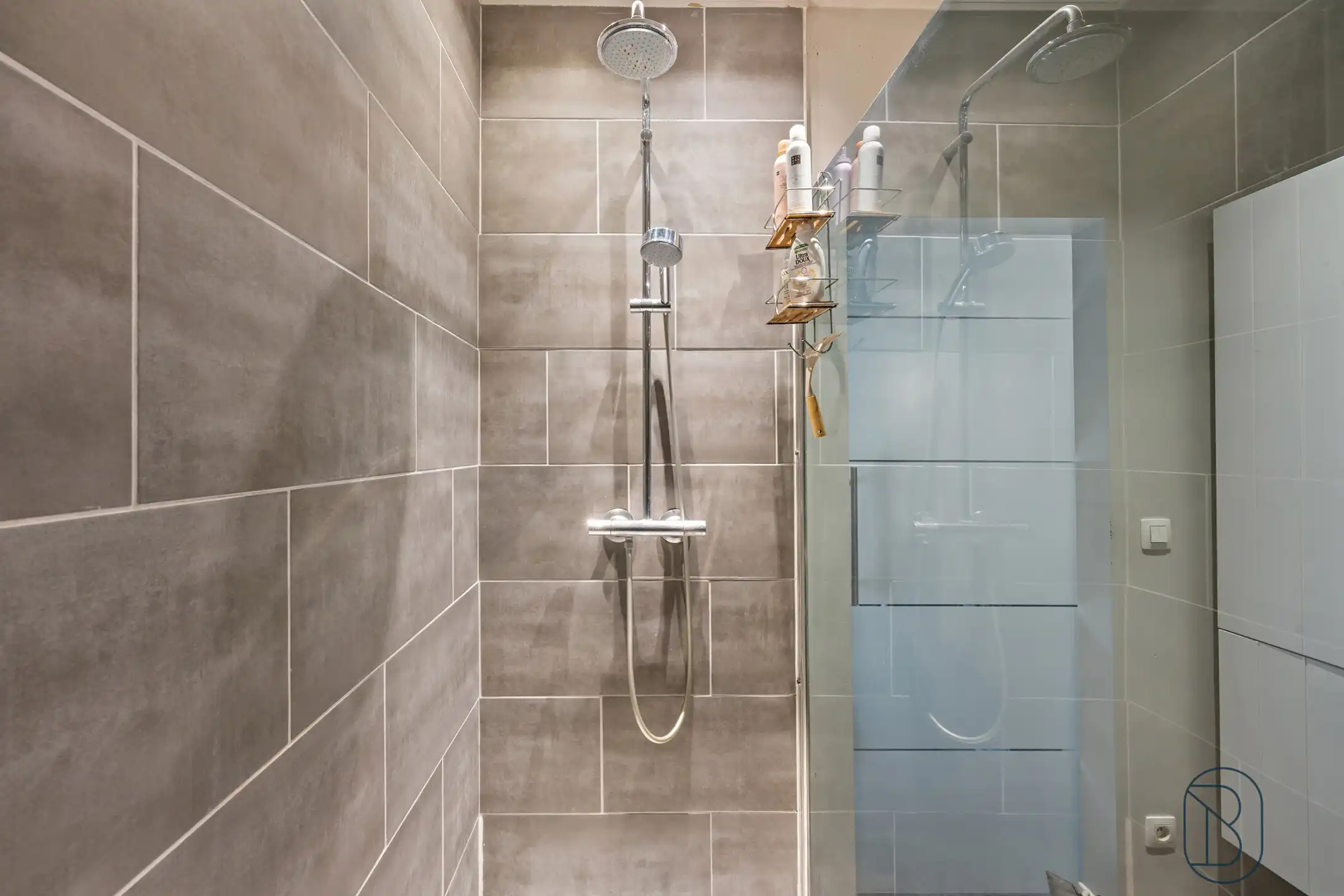 Charmante gerenoveerde woning met bijgebouw & oprit in Heule foto 12