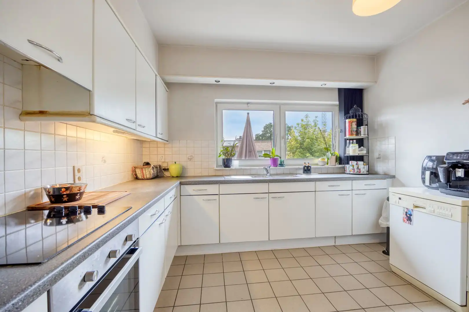 Te koop – Ruim appartement met 3 slaapkamers in het centrum van Zutendaal foto 10