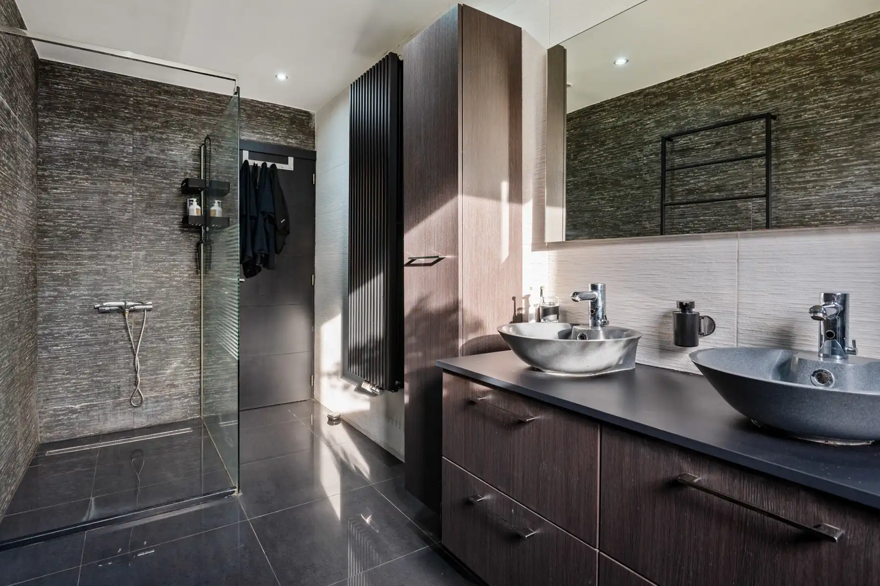 Ruime woning op toplocatie foto 11