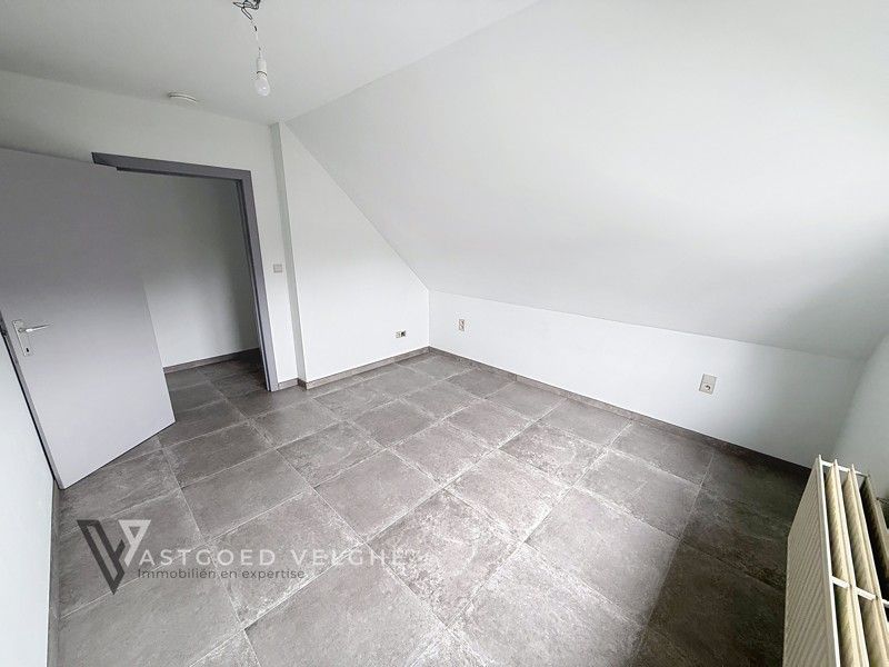 Goed gelegen duplex appartement met 3 slaapkamers, 2 terrassen en private tuin ! foto 22