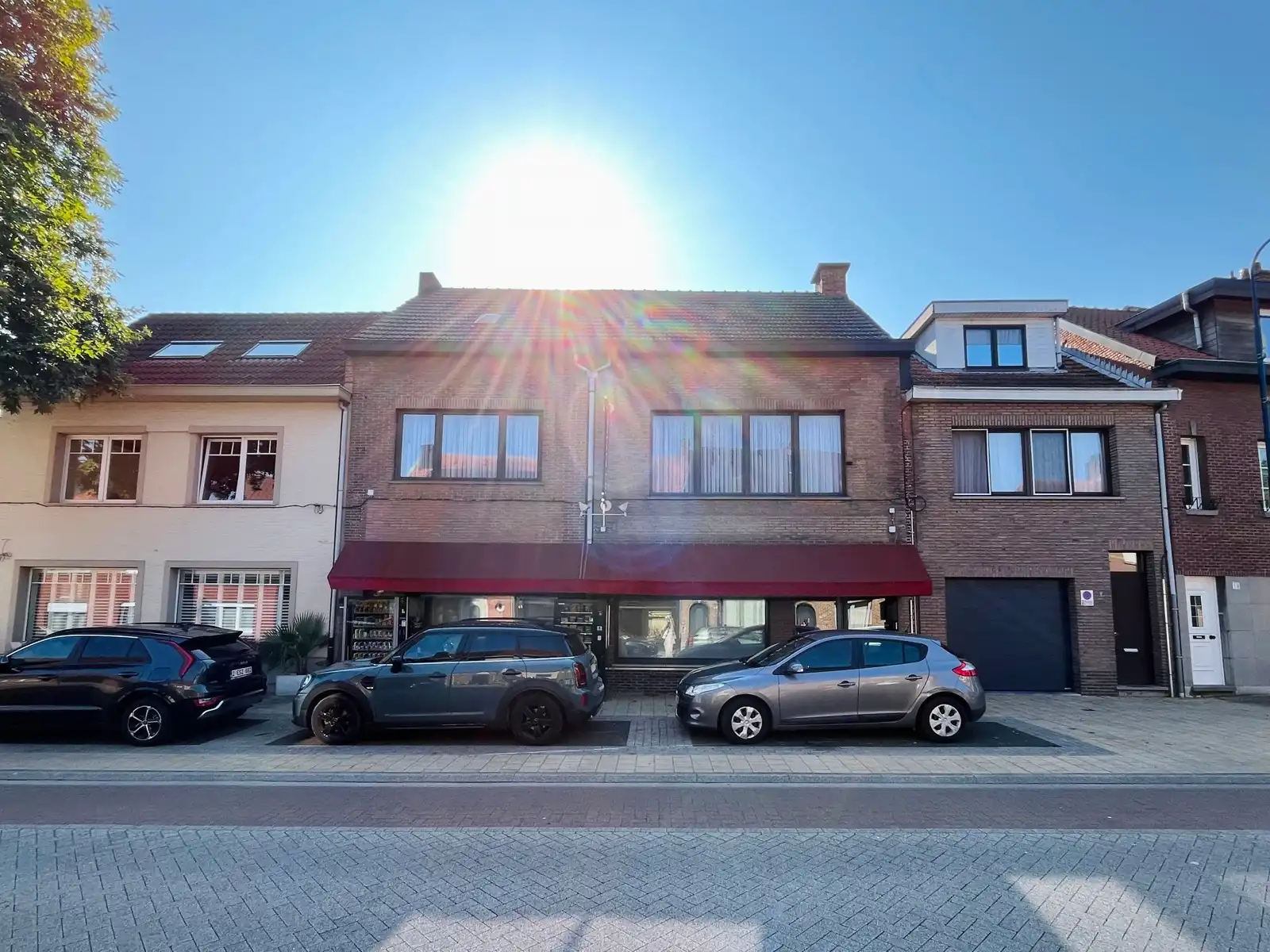 Gelijkvloers handelsruimte in centrum van Kontich-Kazerne foto 4