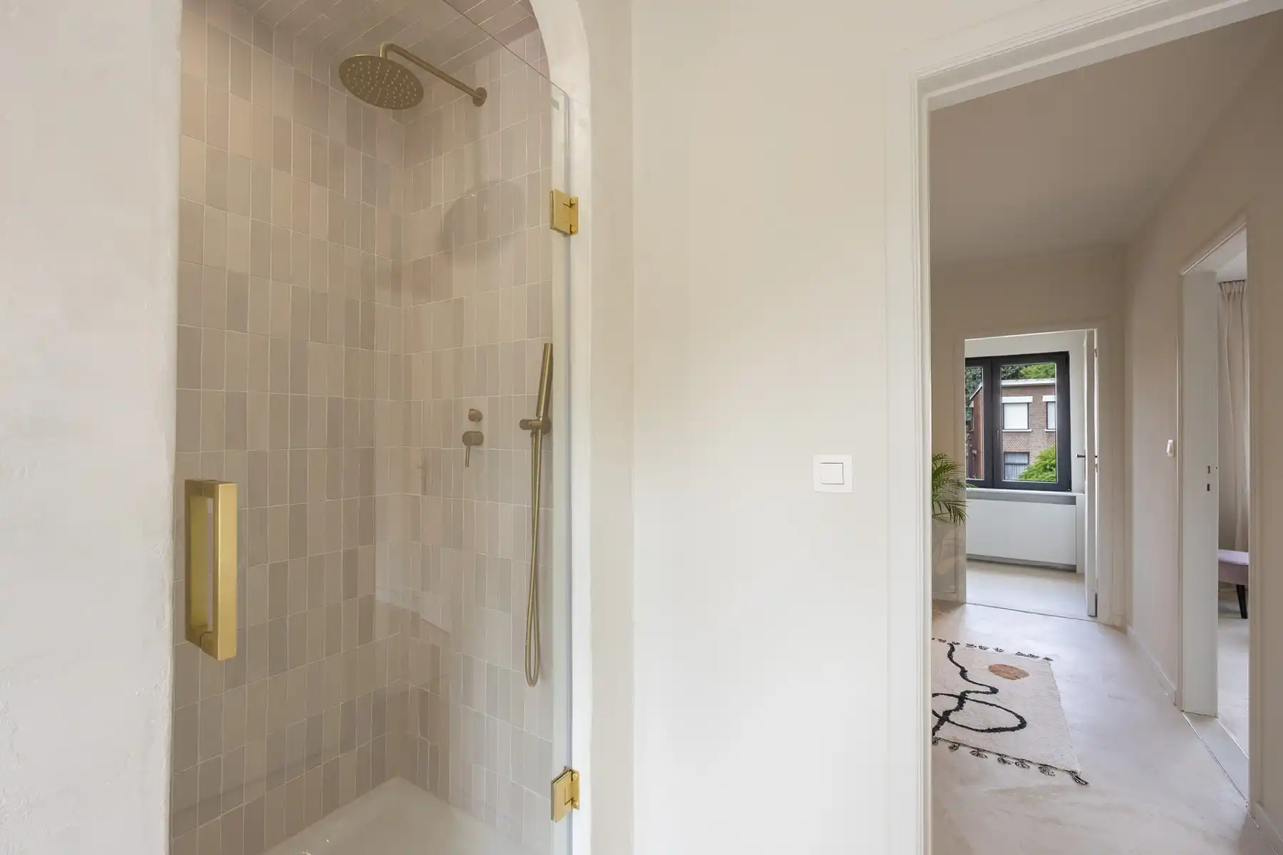 Instapklare woning met zonnige tuin op uitstekende ligging foto 22