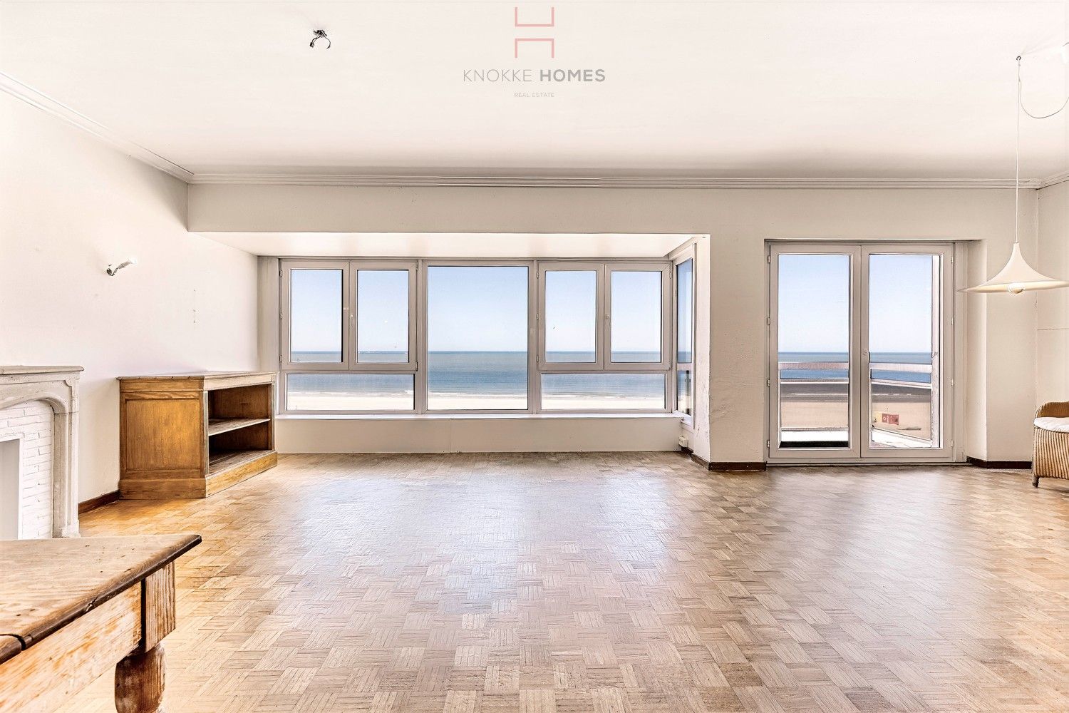 Ruim appartement met 4 kamers en prachtig zeezicht op de zeedijk aan het Albertstrand foto 6