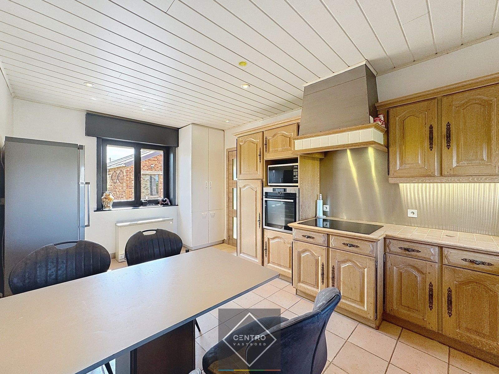 Idyllisch gelegen woning op 10.162m2 grond! foto 9