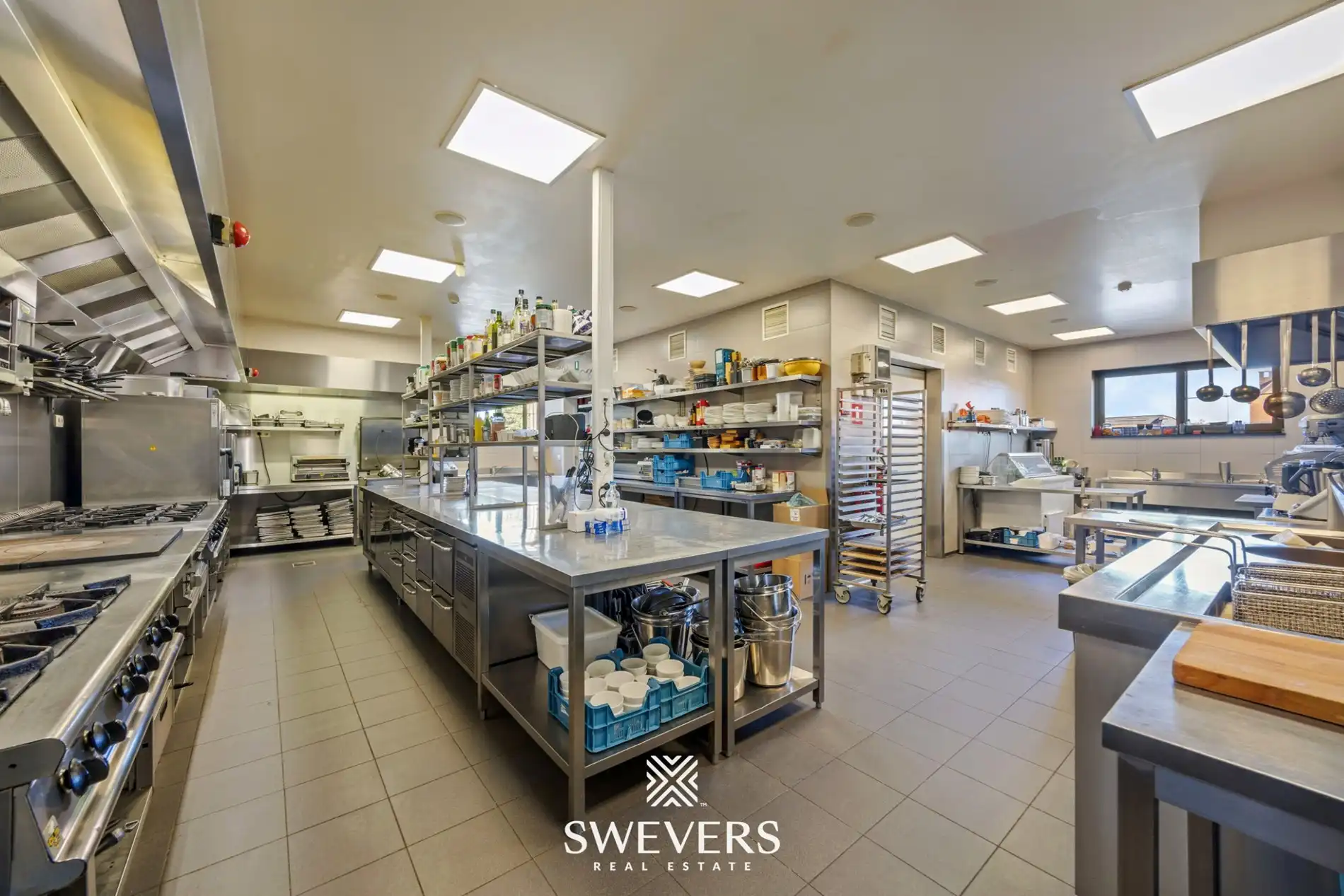 Gekende horecazaak (Het Landerhuys) te Koersel met appartement foto 36