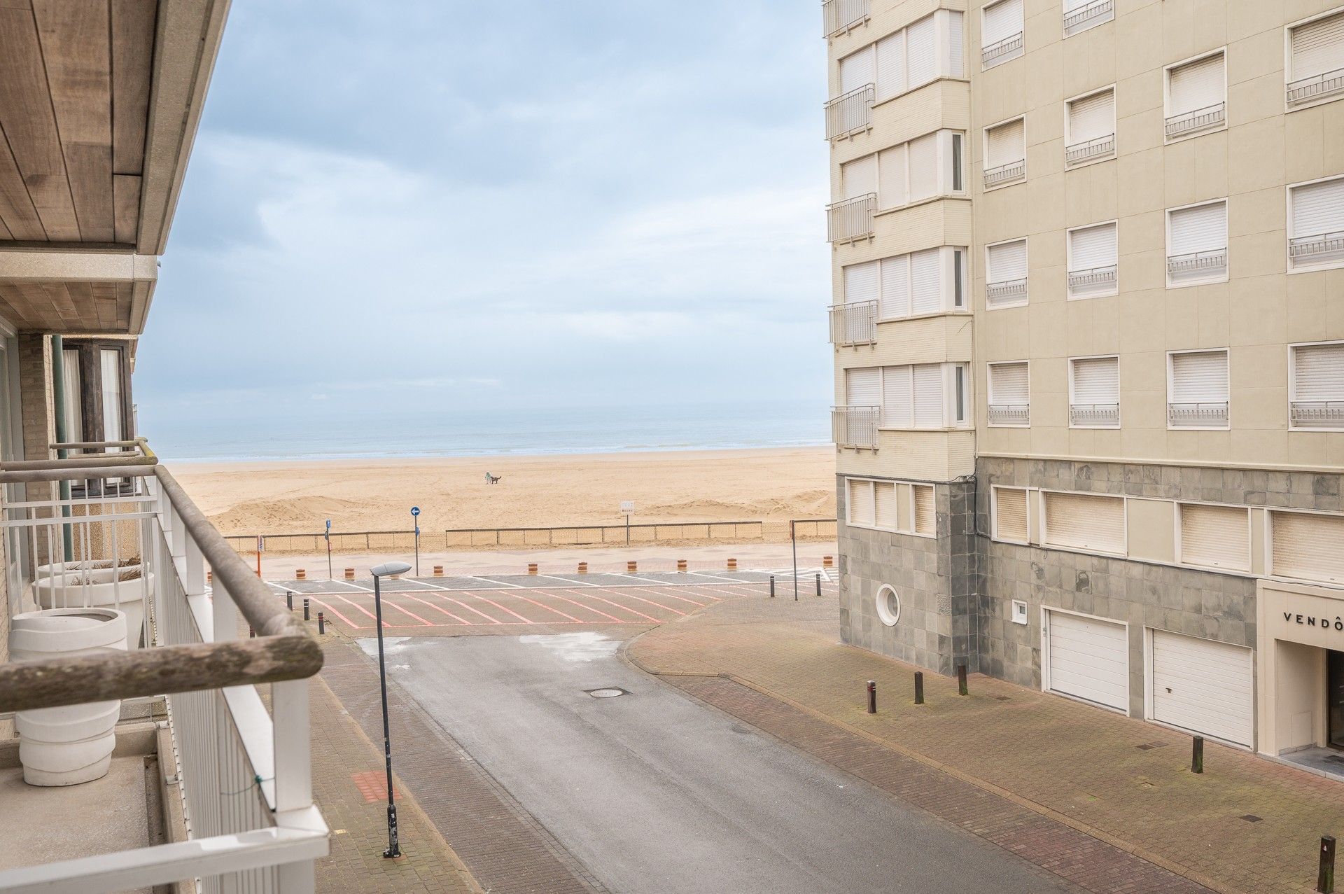 Gemeubeld: leuk en cozy appartement met 2 slpk en zijdelings zeezicht! foto 3