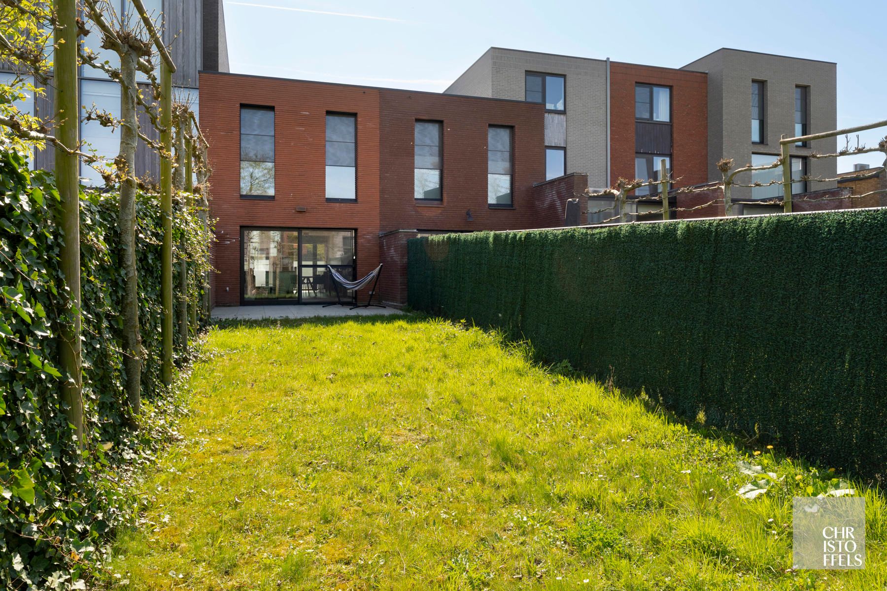 Centraal en rustig wonen in een groene omgeving. foto {{pictureIndex}}