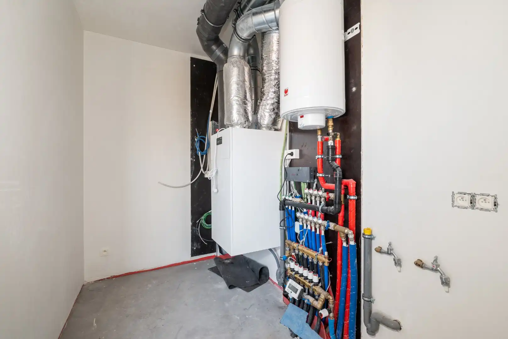 Karaktervolle "BEN" luxe duplex-appartement gelegen in het hart van Lokeren   foto 14