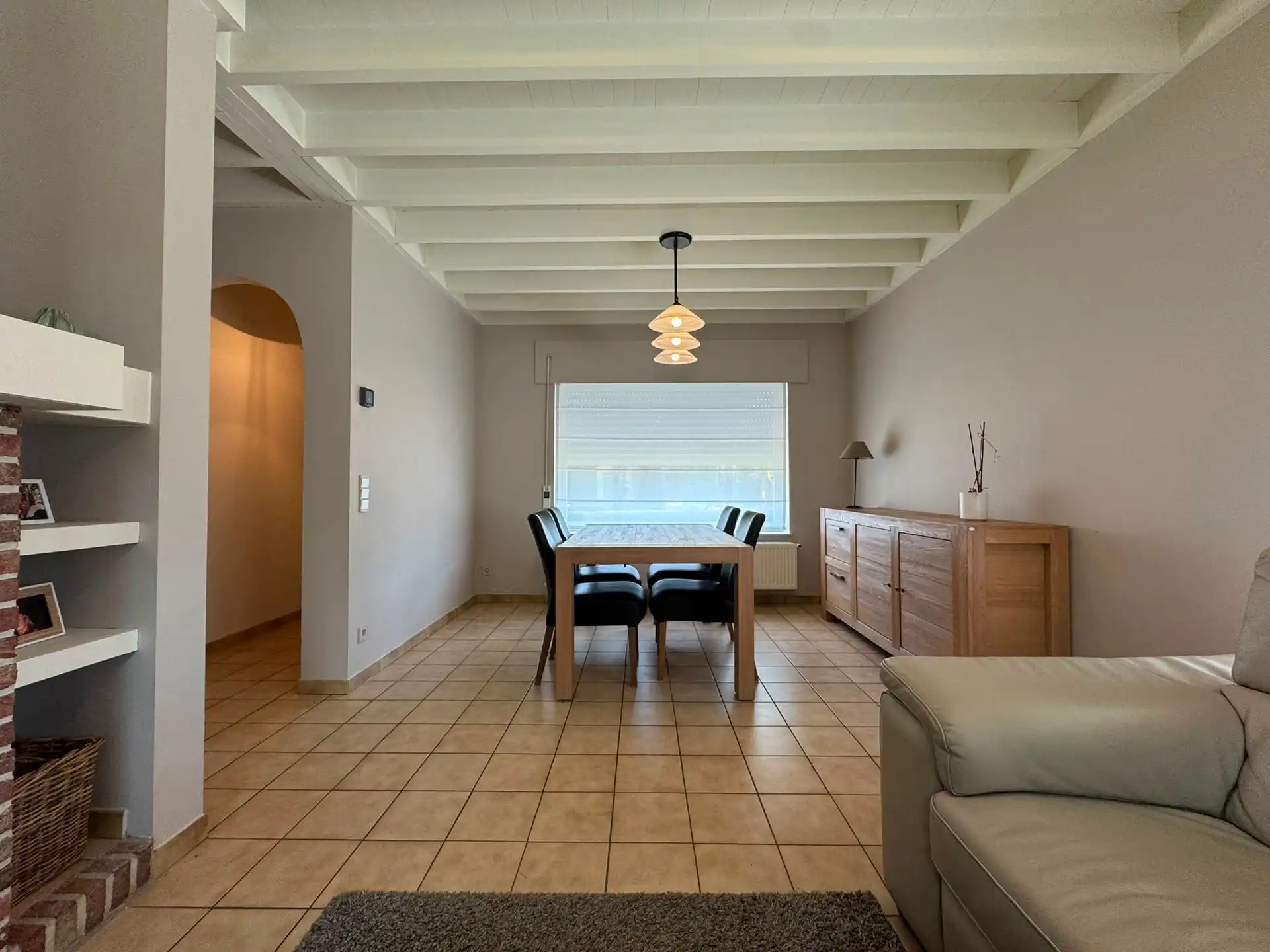 Rustig gelegen 2 slpk woning met ruime tuin foto 5