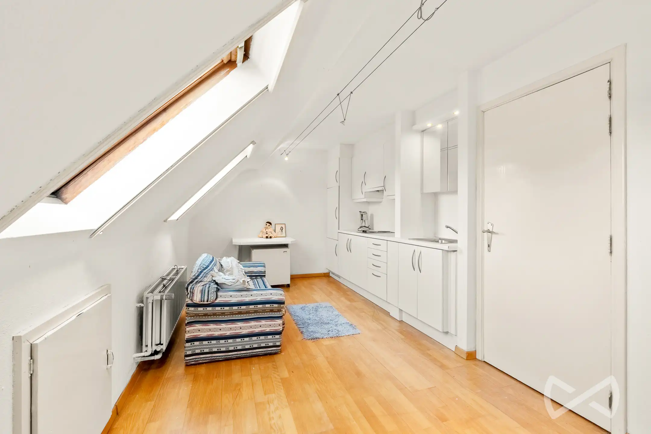 TE KOOP | Veelzijdig pand met 5 kamers en atelier van 80 m² foto 23