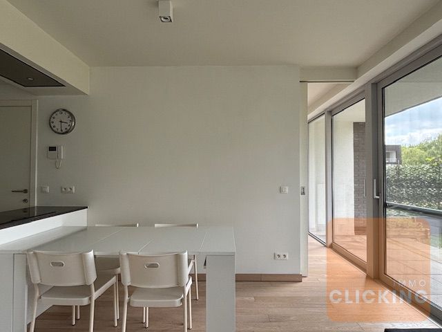 GEMEUBELD APP 1 SLAAPKAMER met tuintje foto 8