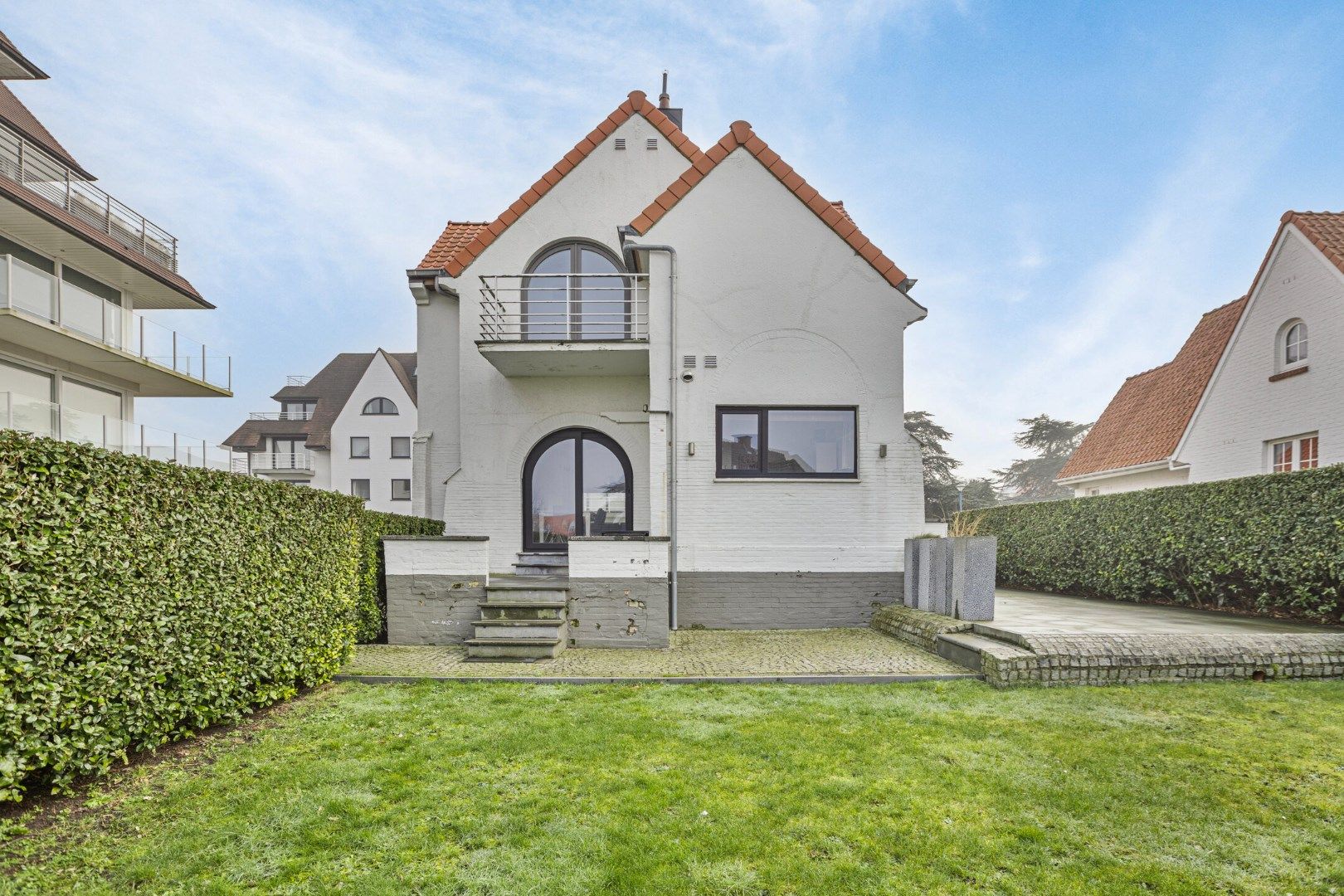 Instapklare villa met topligging te Sint-Idesbald. foto 23