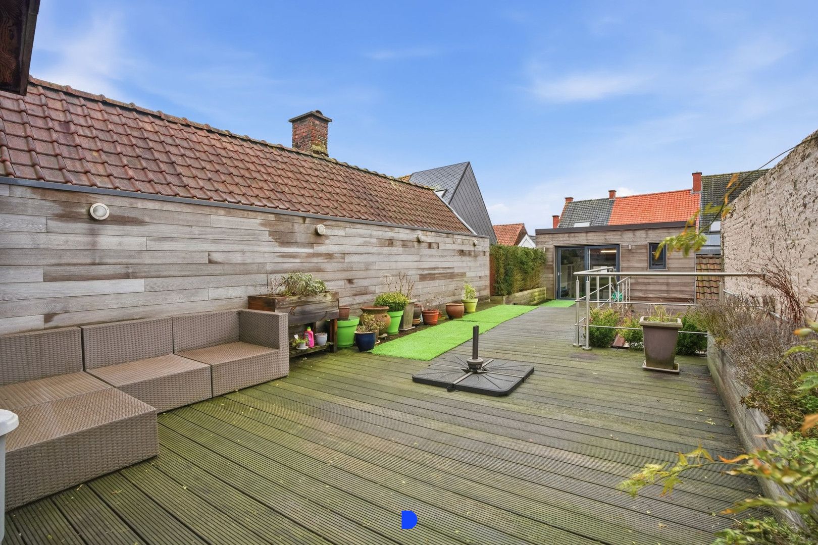 Veelzijdige rijwoning met 2 garages in het centrum van Tielt! foto 19