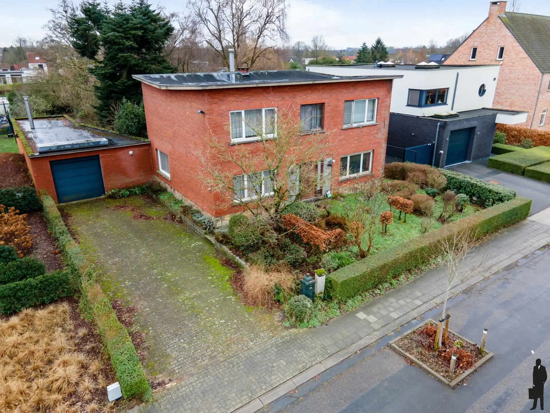 Te renoveren woning met veel mogelijkheden op een toplocatie foto 22