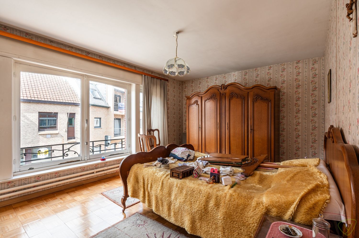 Woning met winkelruimte te koop in het centrum van Ursel foto 13