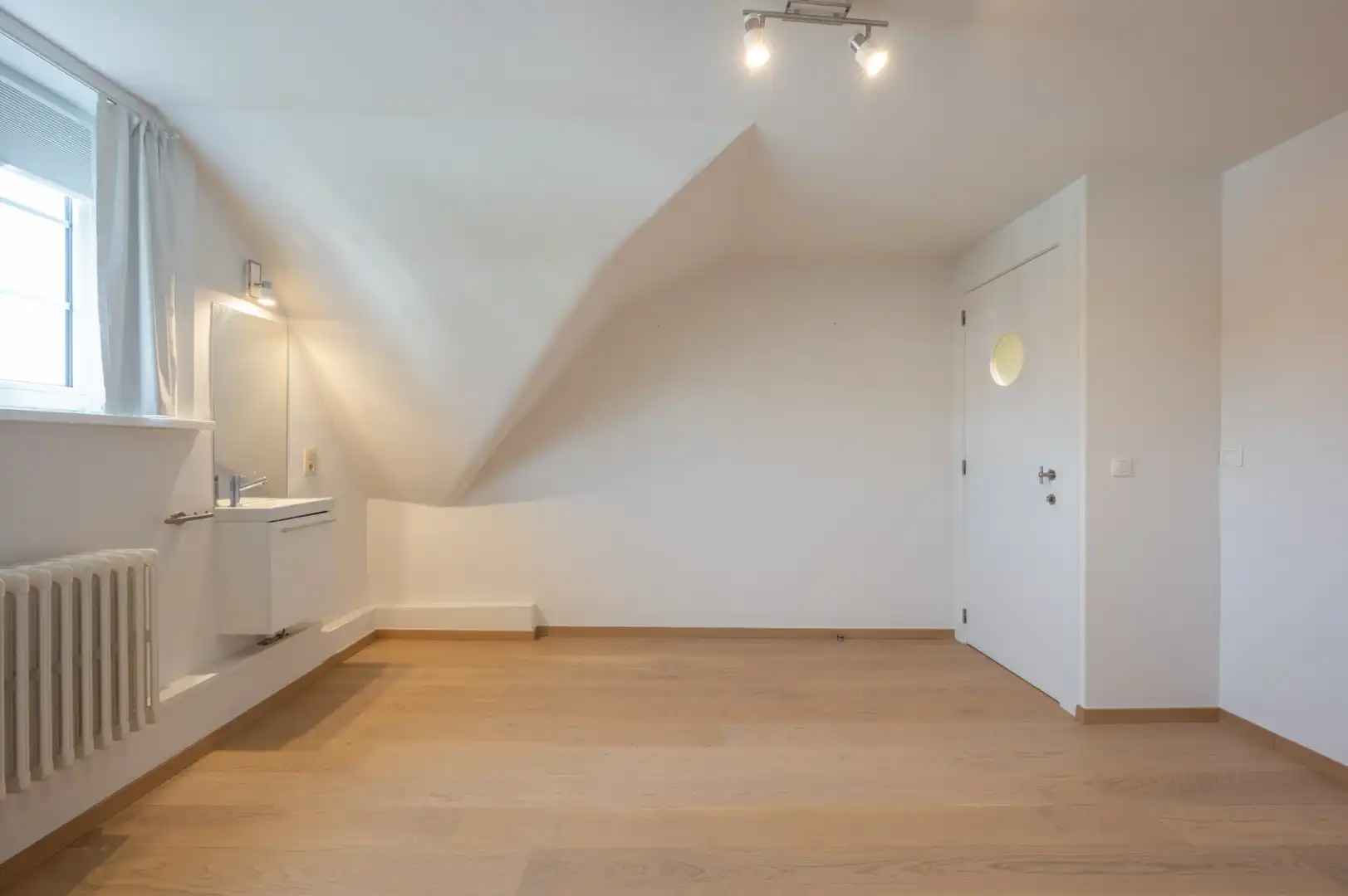 Charmante villa op een uitzonderlijke locatie in het Zoute, op 400m van het Albertplein en de zee foto 20