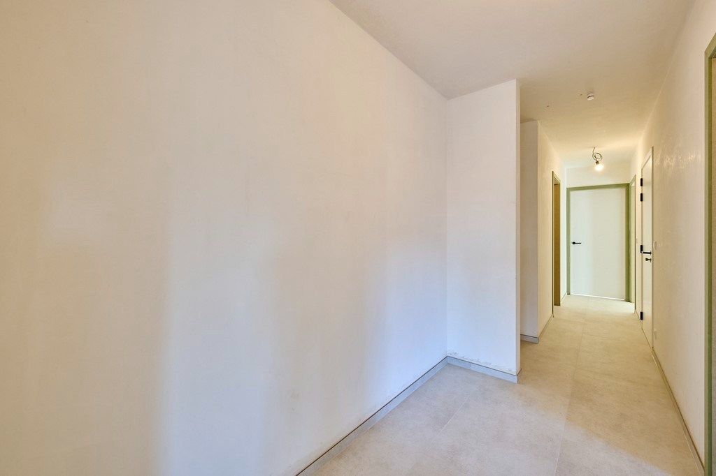 Ezaart 35 2400 Mol gelijkvloers te huur van 131 m² met Carport, tuin en buitenberging foto 14