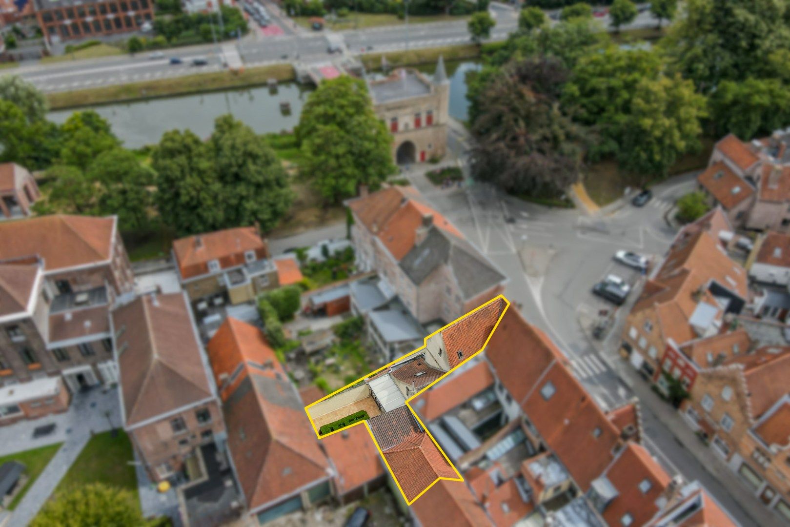 Verrassend ruime stadswoning (bew. opp. 216 m²) op toplocatie in de Brugse binnenstad foto 17