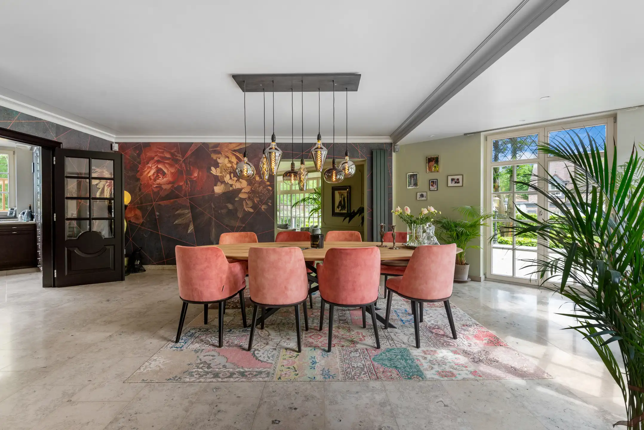 Exclusieve villa met zwembad op een perceel van 6.420 m² foto 9