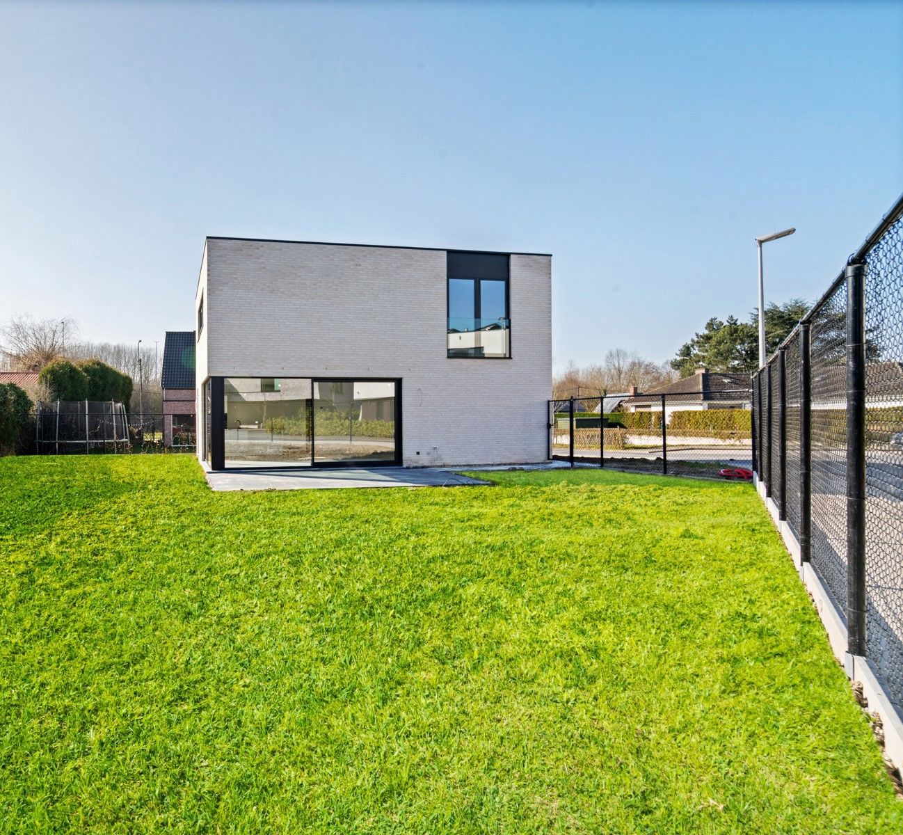 Moderne, vrijstaande woning foto 2