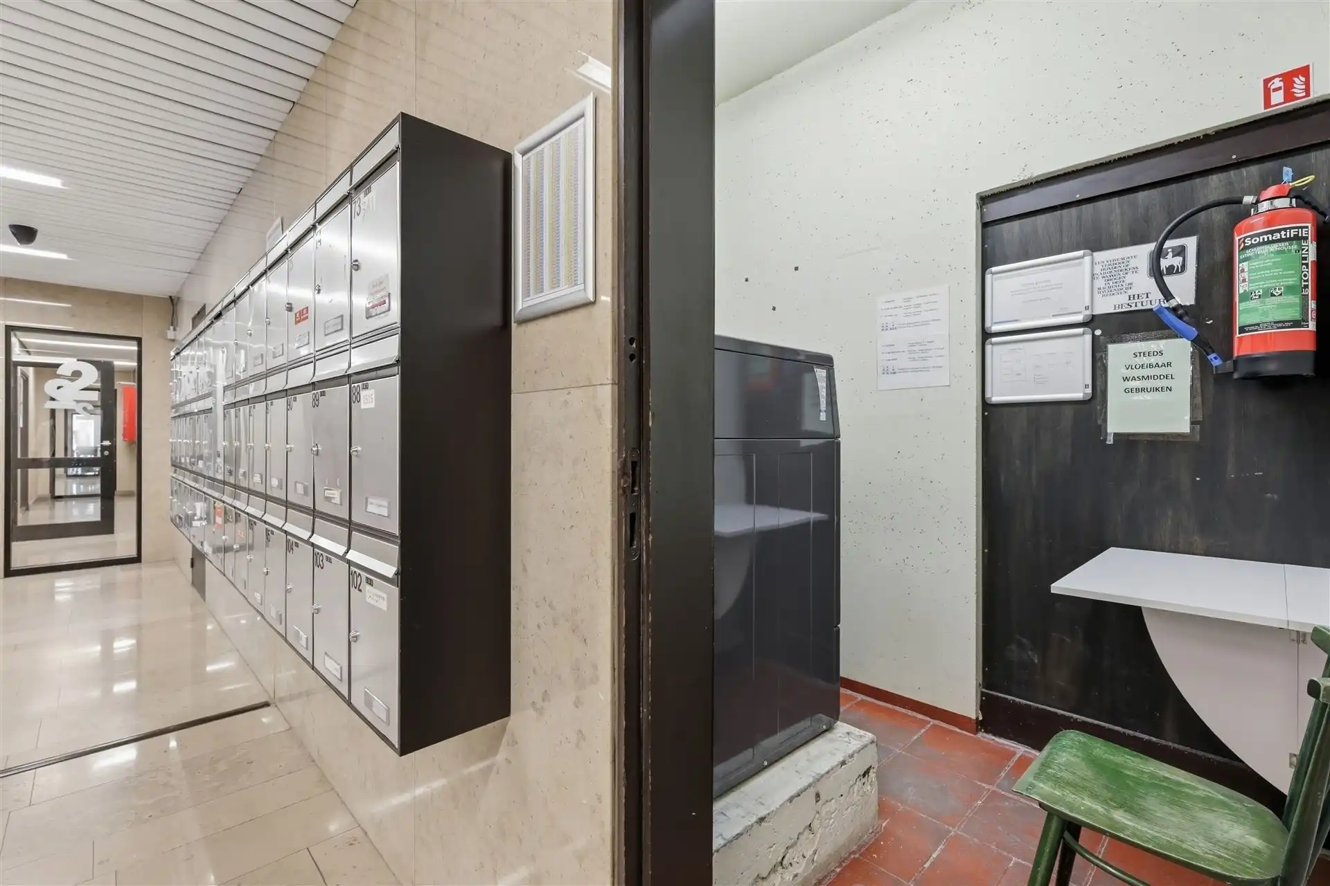 ZONNIG / VLAK AAN ZEEDIJK foto 24