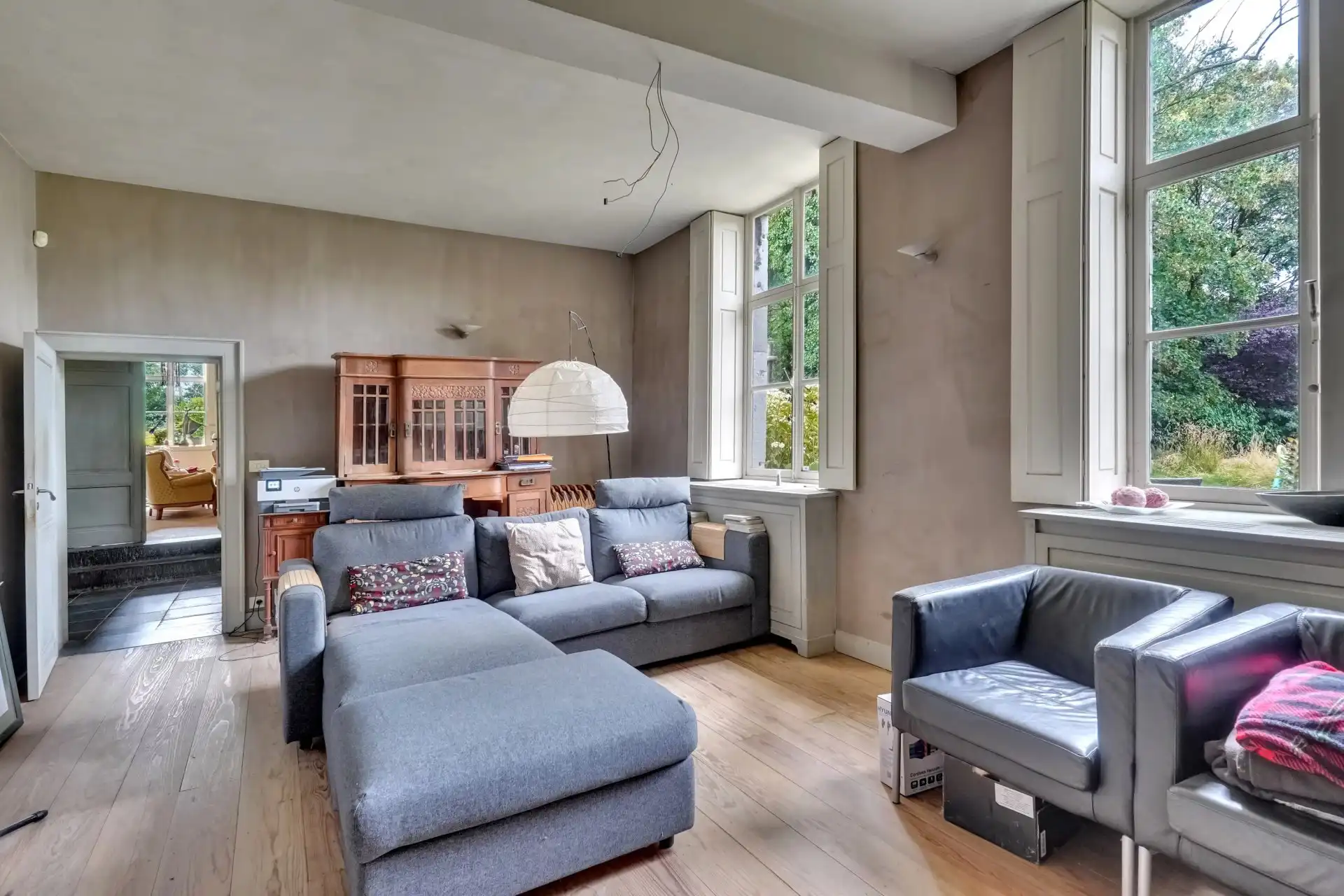 Karaktervolle vierkantshoeve met 5 slaapkamers en prachtige binnenkoer foto 12