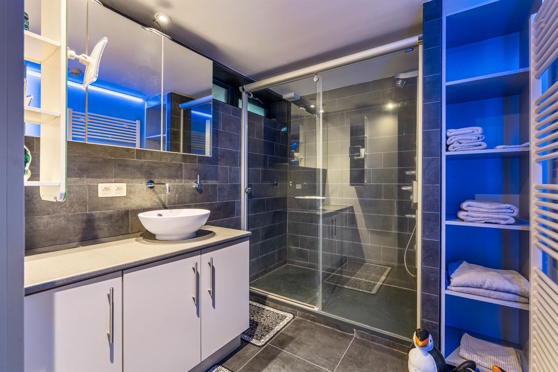 Charmante herenwoning met karakter en diverse woonmogelijkheden. foto 38