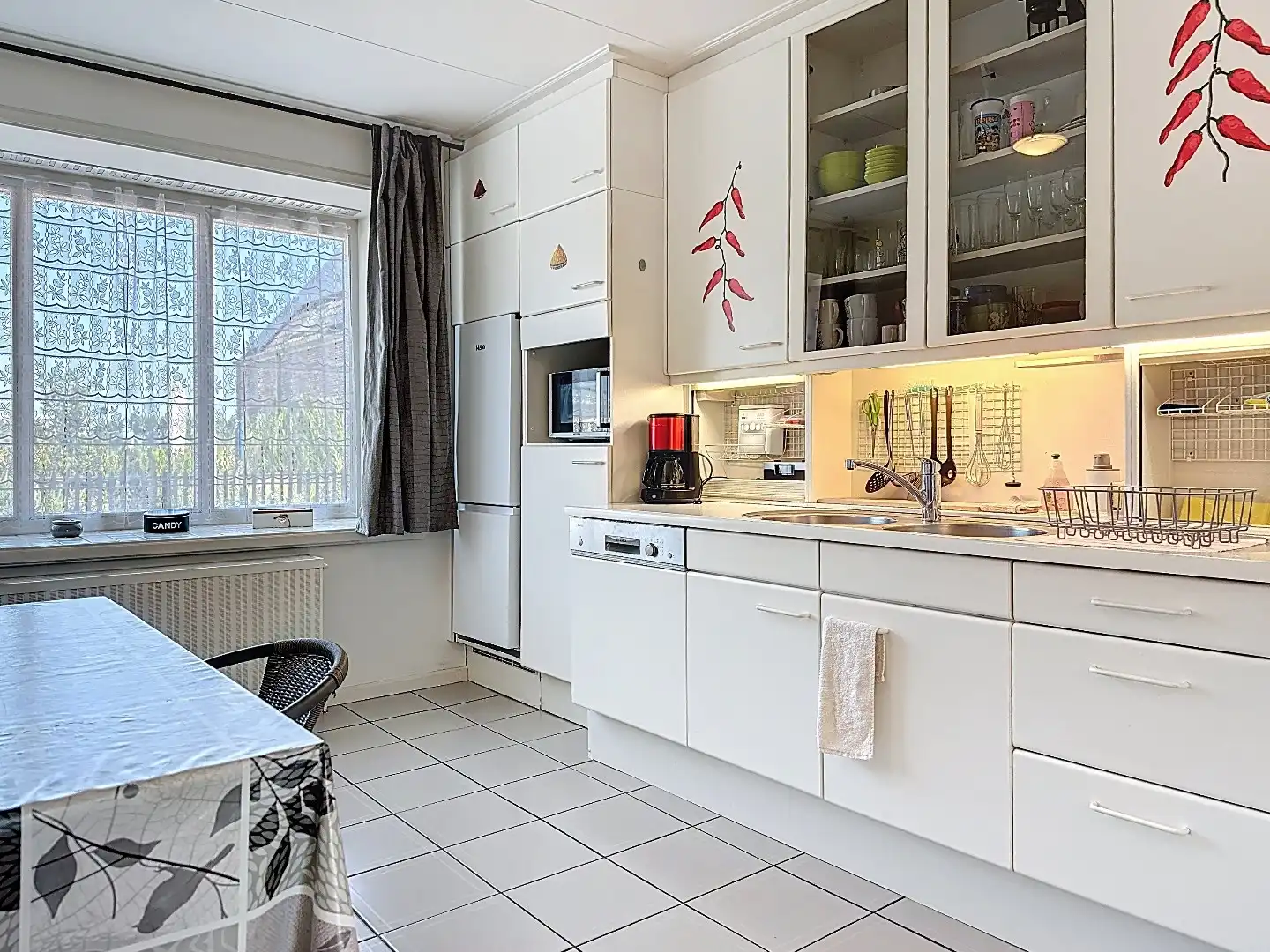 Verassend ruim vlak bij zee foto 7