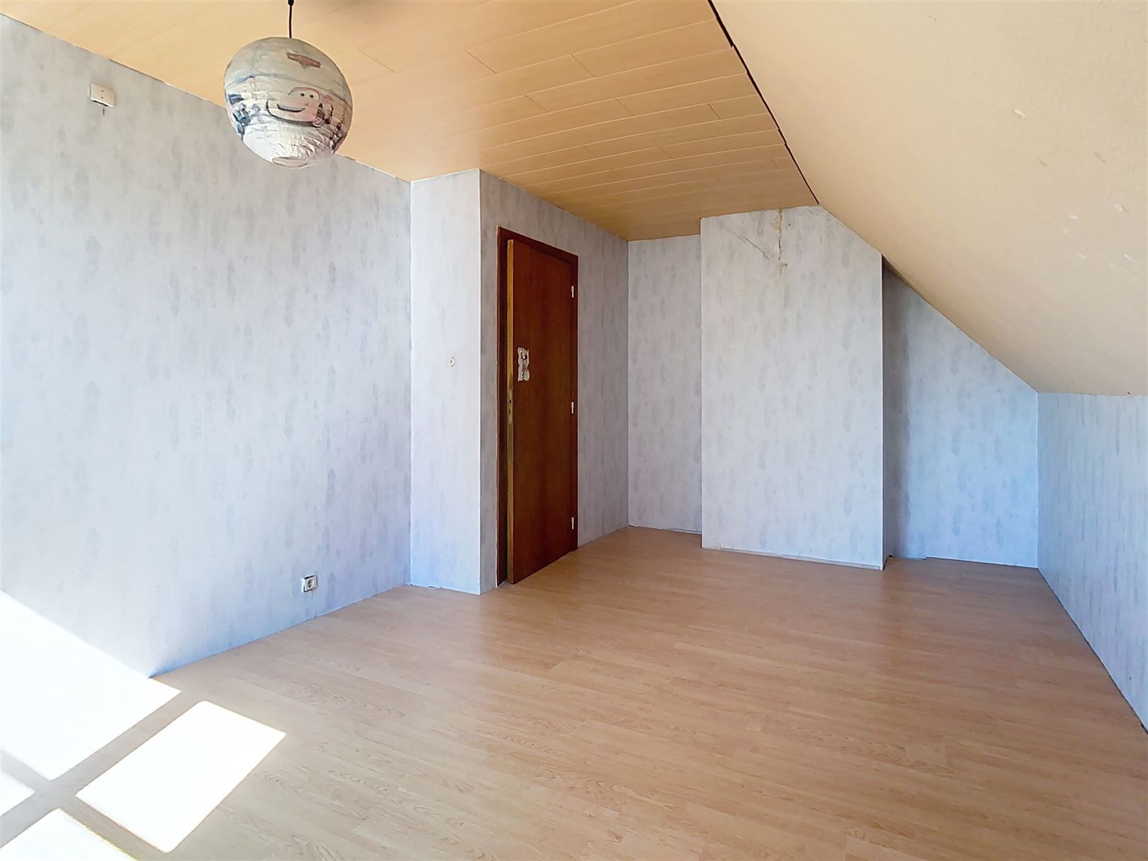 Ruime open bebouwing, 4 slpks, garage, tuin, 10a 54ca foto 48