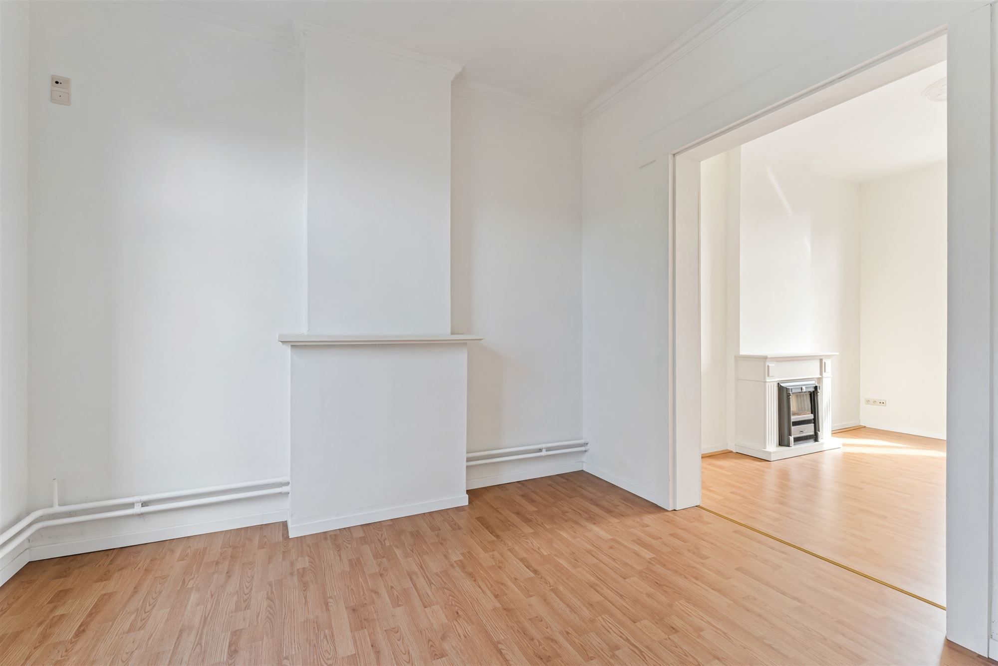 PRACHTIG INSTAPKLAAR HERENHUIS IN GEEL CENTRUM  foto 14