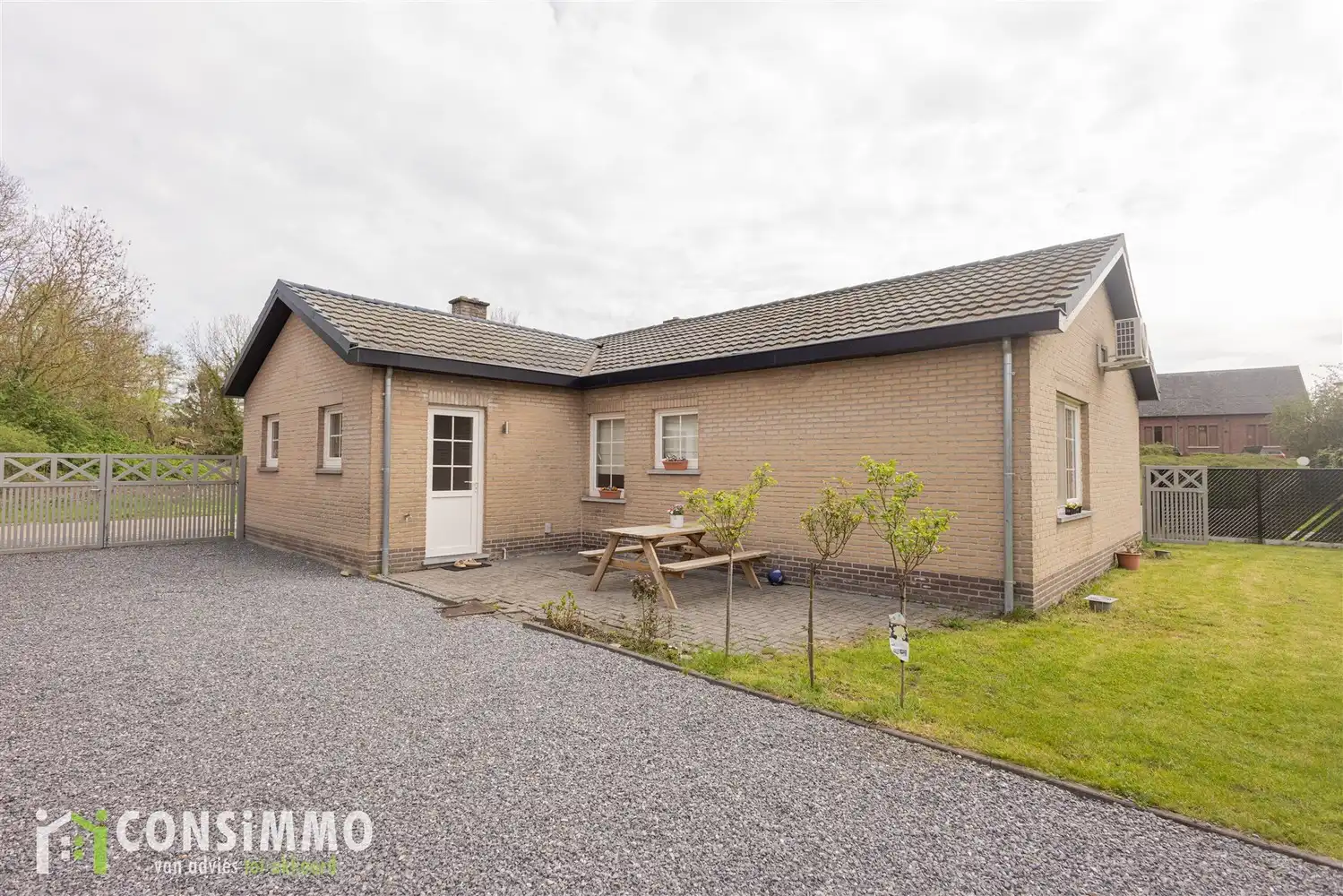 Instapklare, gelijkvloerse woning met 3 slaapkamers in Bilzen! foto 30