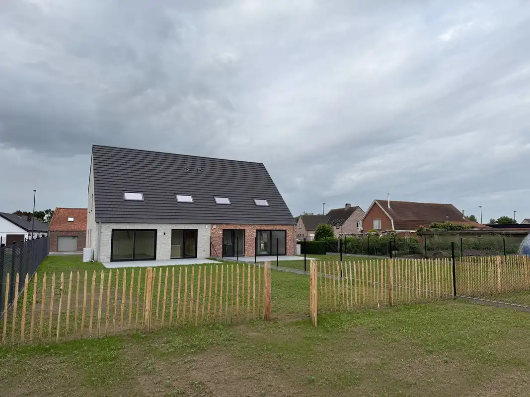 Energiezuinig wonen nabij het centrum van Wingene foto 4
