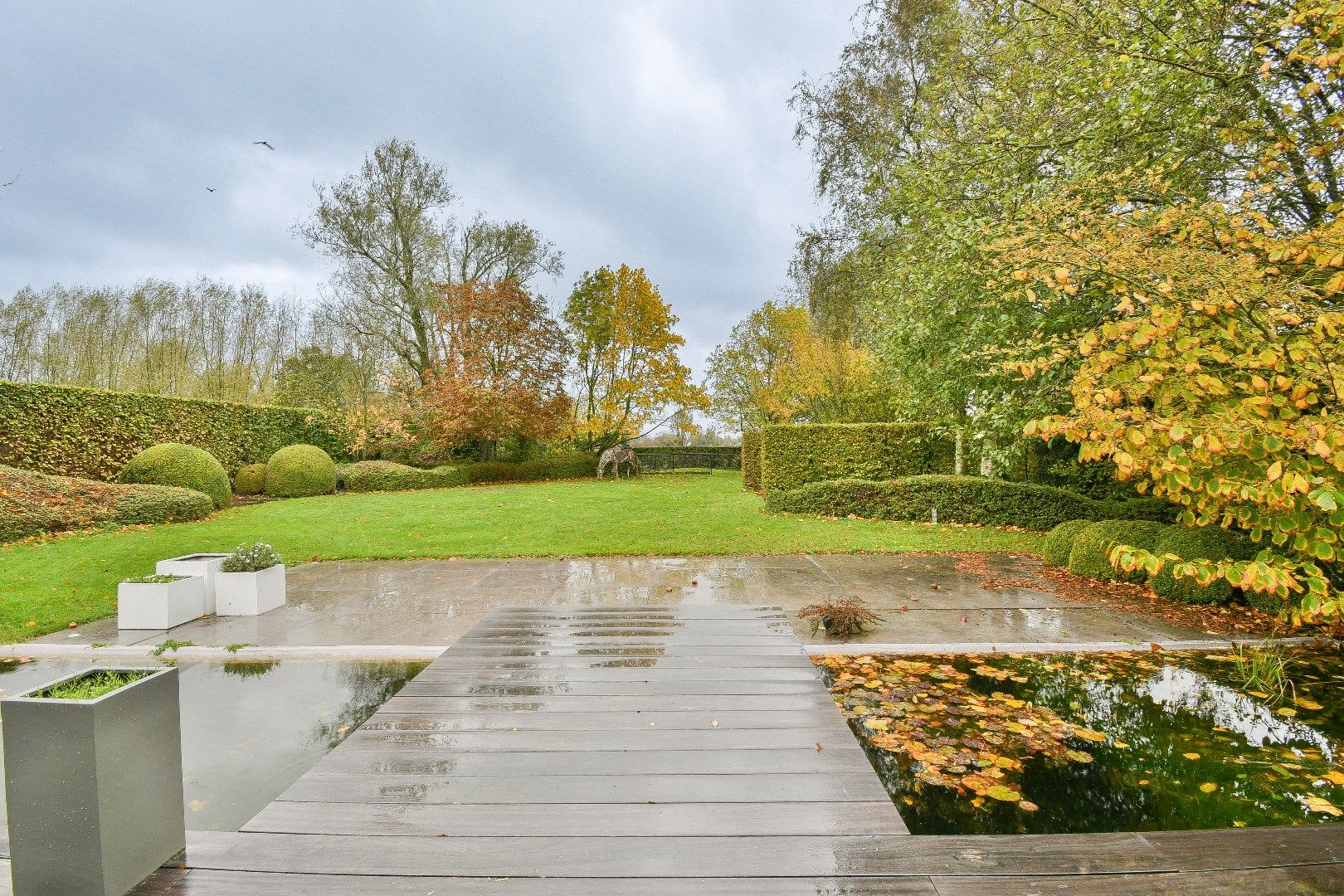 Prachtige Villa met Zwembad in het hartje van Oudenburg Te huur.  foto 28