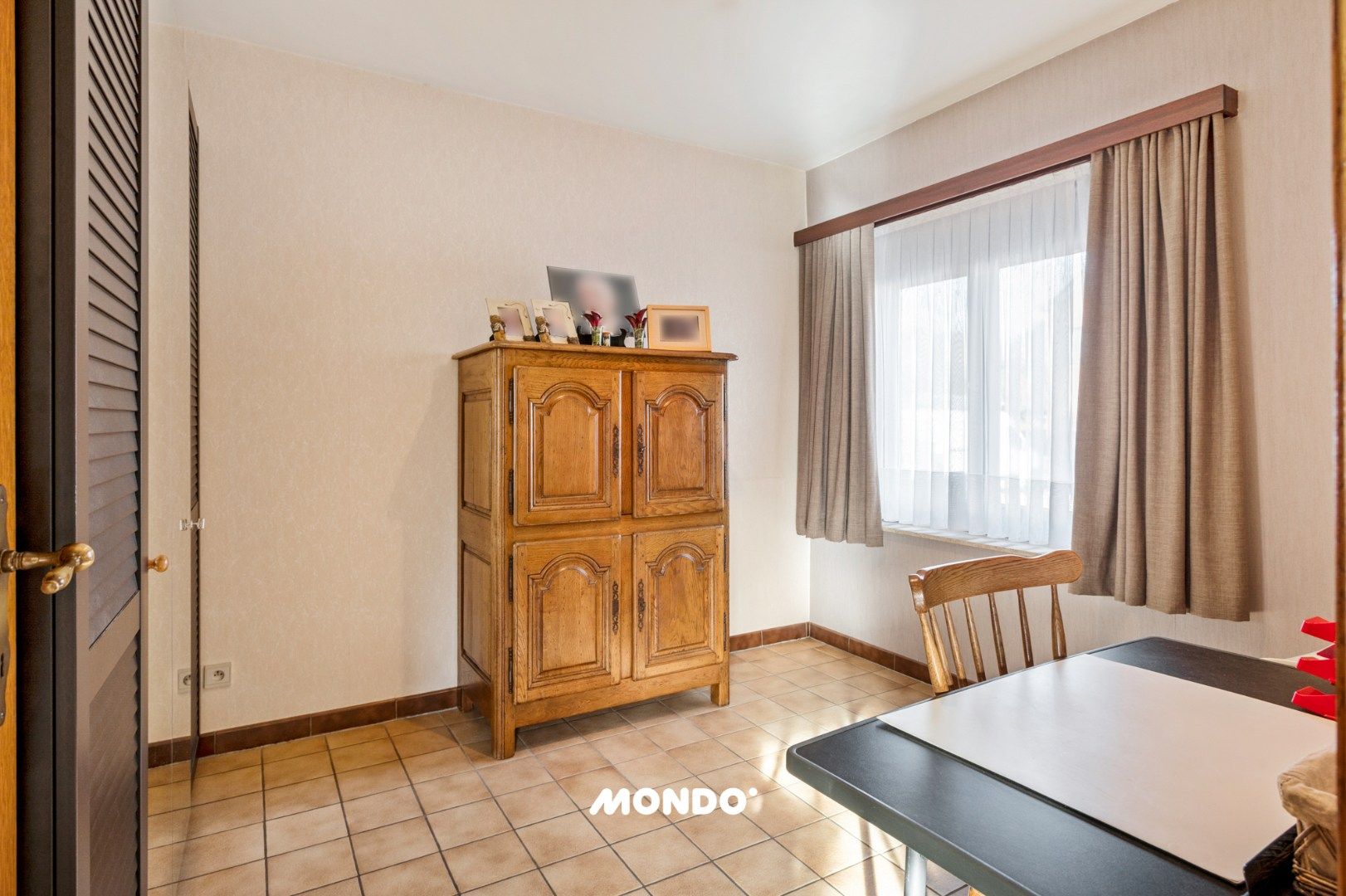 Landelijke woning met 4 slaapkamers en een ruime tuin in een groene omgeving! foto 12