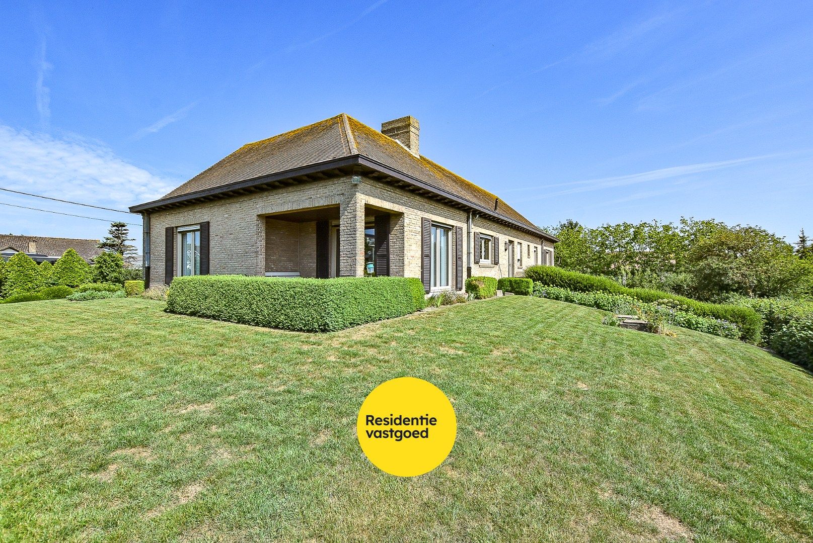 Ruime alleenstaande woning met grote tuin nabij centrum Diksmuide op 1681 m². foto 18