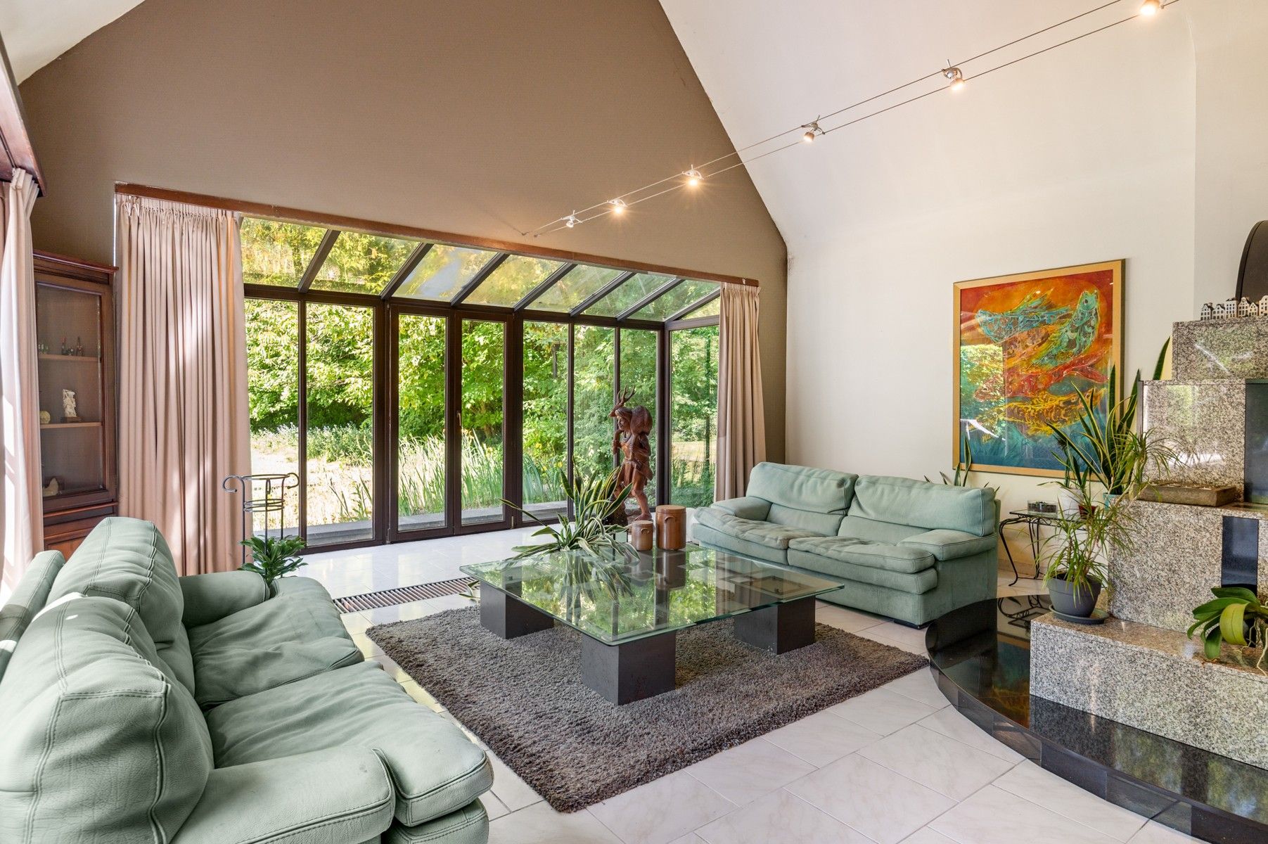 Ruime villa op toplocatie foto 10