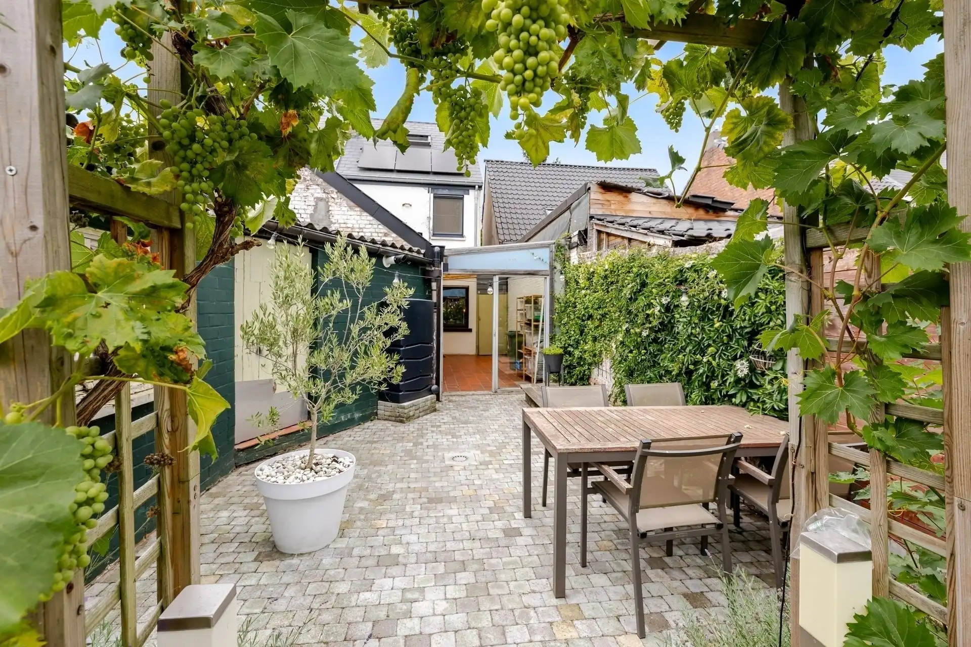 Gezellige starterswoning met 3 slaapkamers in Schellebelle foto 22