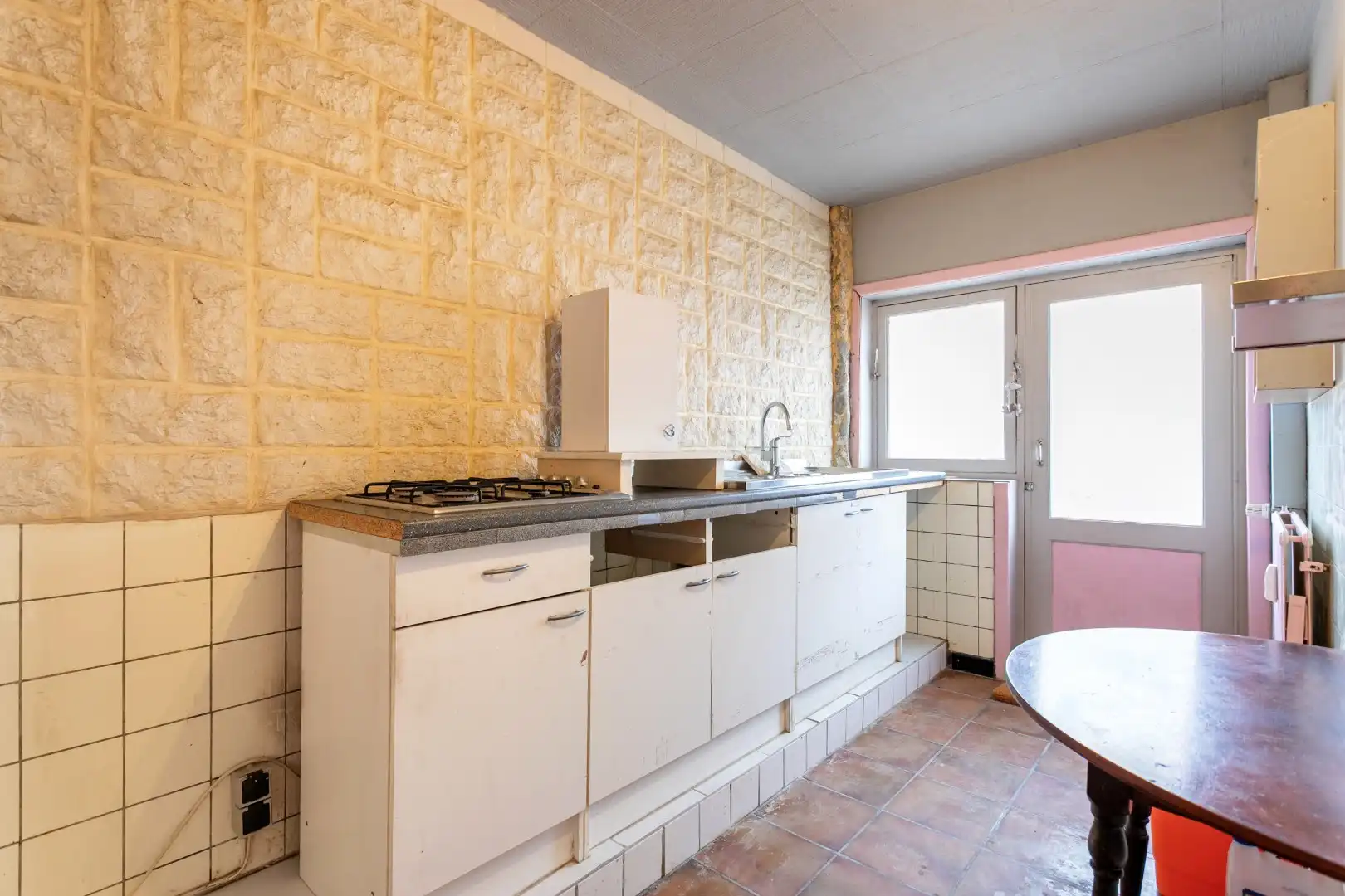 Te renoveren appartement met 1 slaapkamer, terras en kelderberging in Ganshoren foto 7