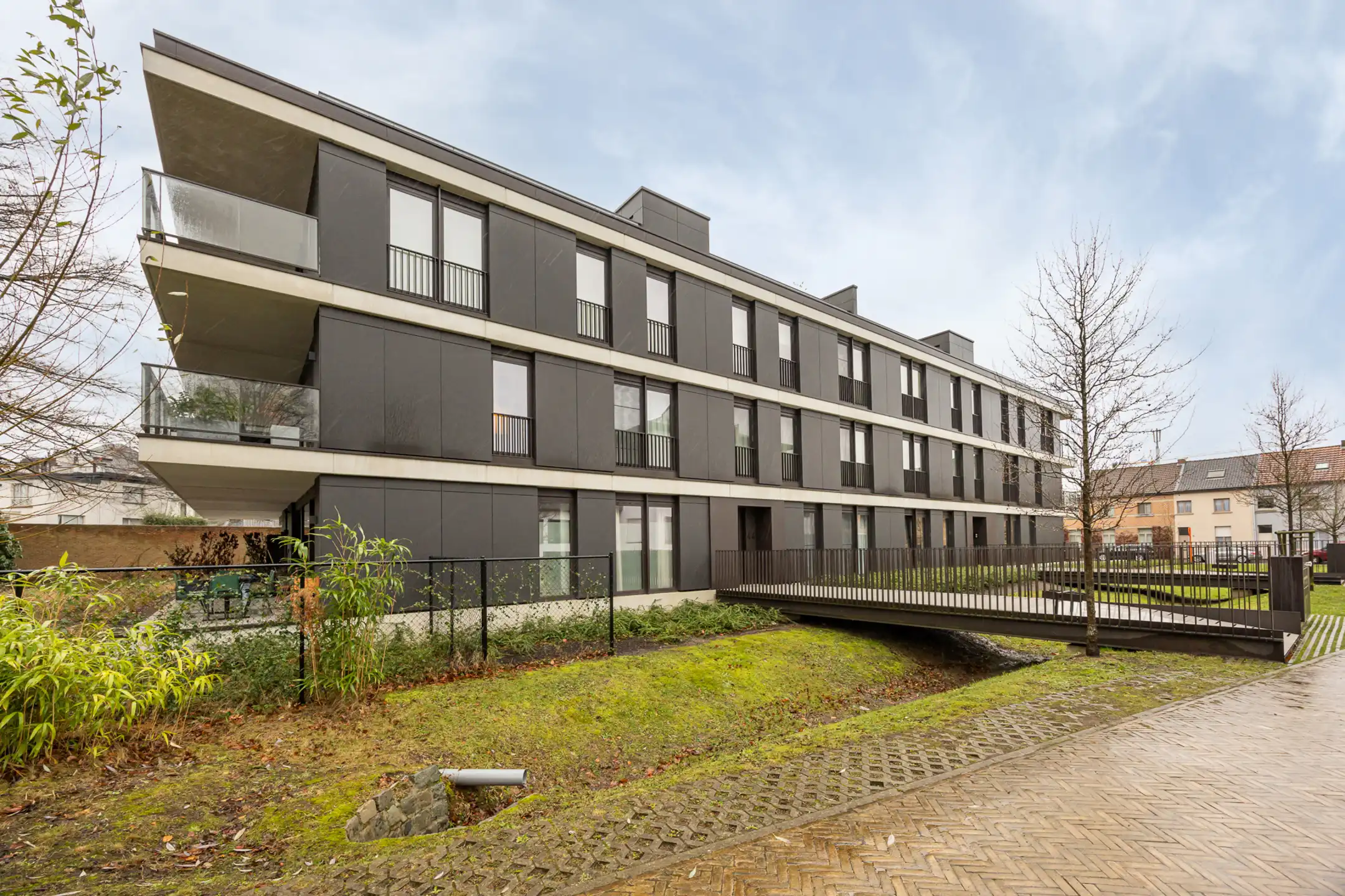 Nieuwbouw met terras van 50m2 inclusief autostaanplaats foto 20