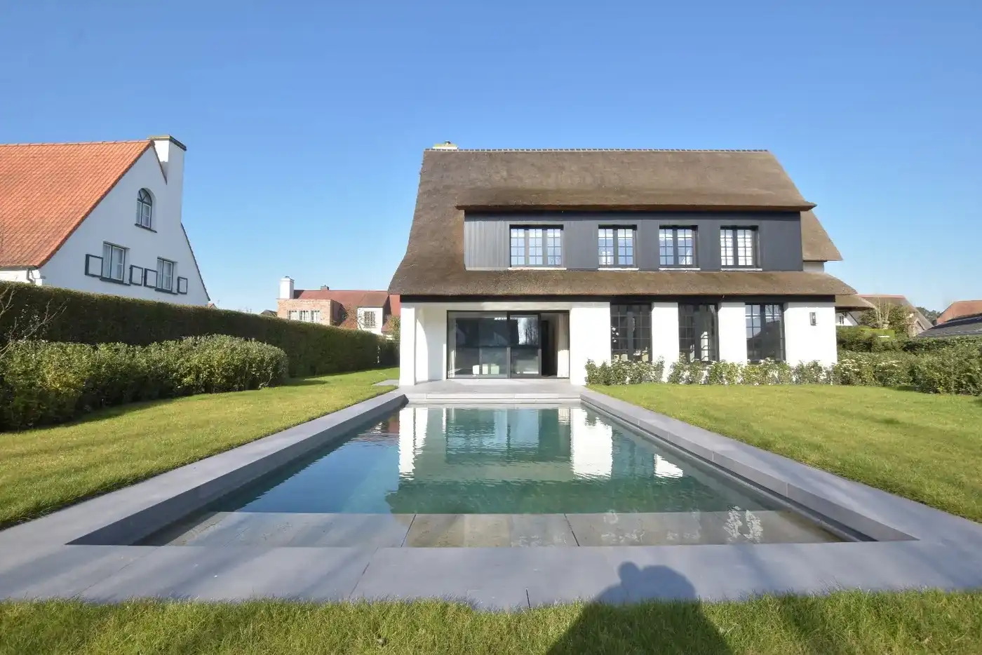 Compleet gerenoveerde villa aan de rand van het Zoute. foto 5