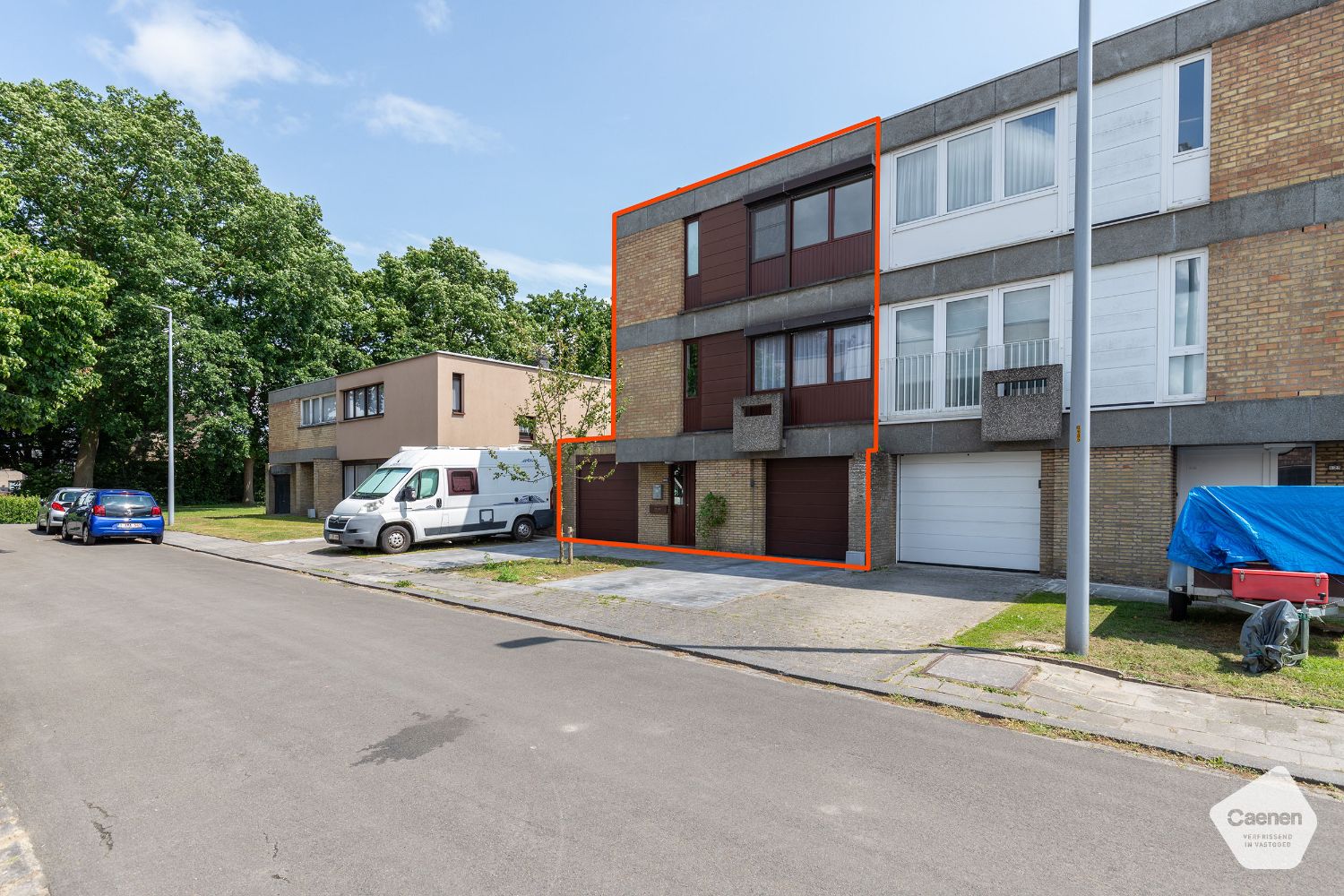 Leuke instapklare woning met dubbele garage en 3 slaapkamers in een rustige woonomgeving foto 16
