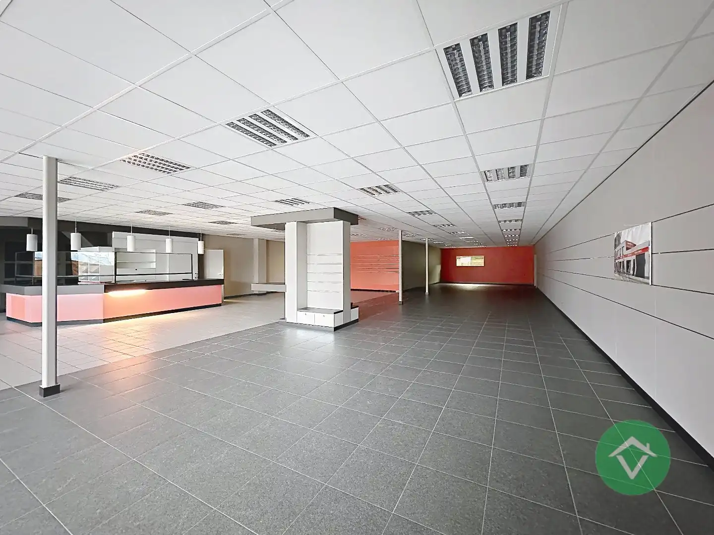 Handelspand met woonst op topligging in Gistel foto 2